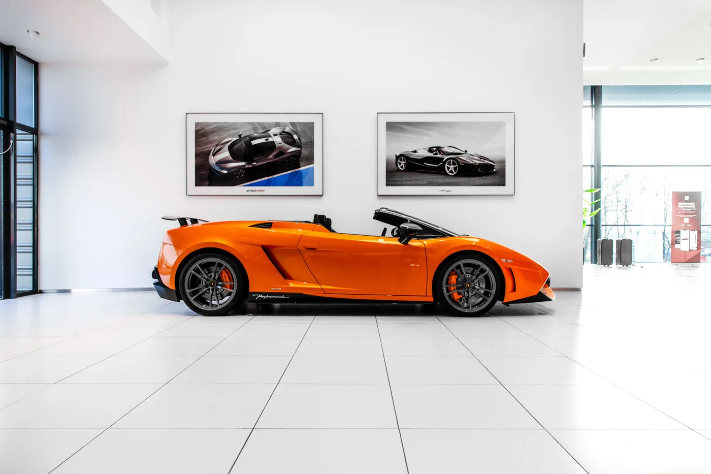 2012 Lamborghini Gallardo LP 570-4 Spyder Performante proposée par un concessionnaire spécialisé à Hengelo, Pays-Bas, photo 5 sur 15