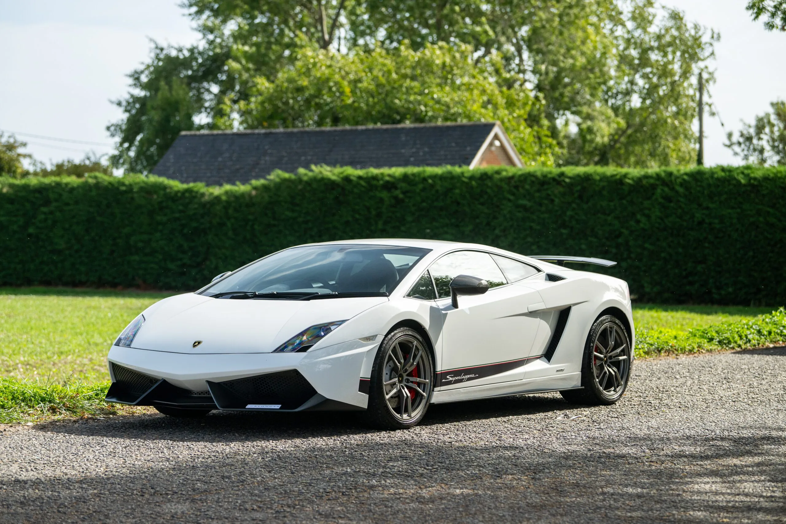 2012 Lamborghini Gallardo LP 570-4 Superleggera proposée par un concessionnaire spécialisé à Ashford, Royaume-Uni, photo principale
