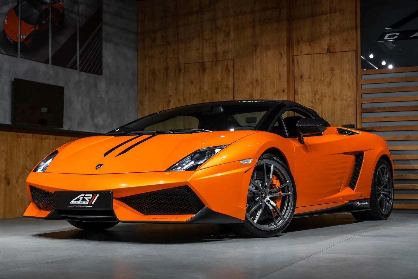 2012 Lamborghini Gallardo LP 570-4 Spyder Performante proposée par un concessionnaire spécialisé à Bratislava, Slovaquie, photo 6 sur 15