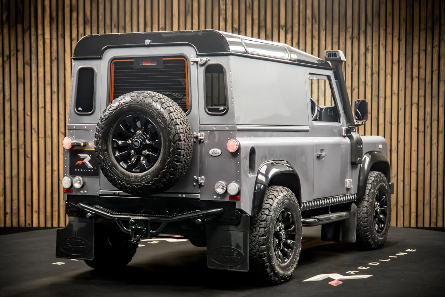 2012 Land Rover Defender 90 Classic XTech Hard Top, 3/20