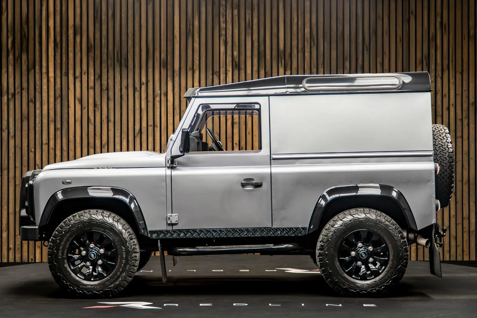 2012 Land Rover Defender 90 Classic XTech Hard Top, 6/20