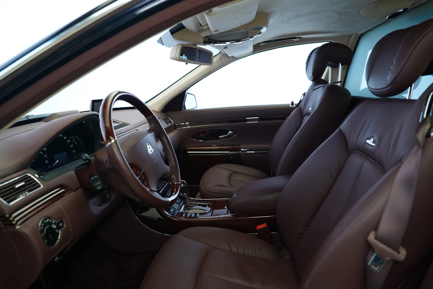 2012 Maybach 62, 8/17