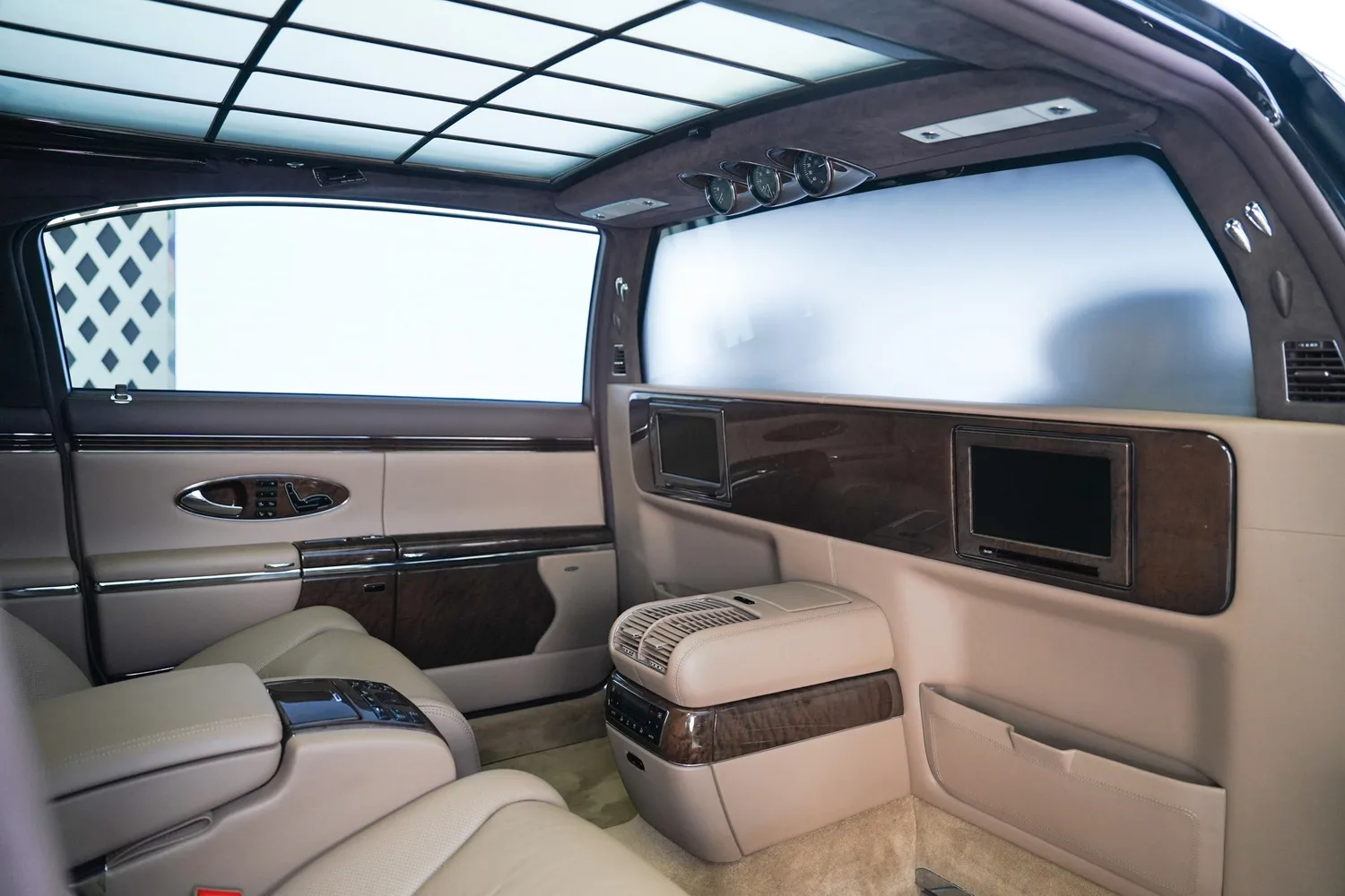 2012 Maybach 62, 13/19
