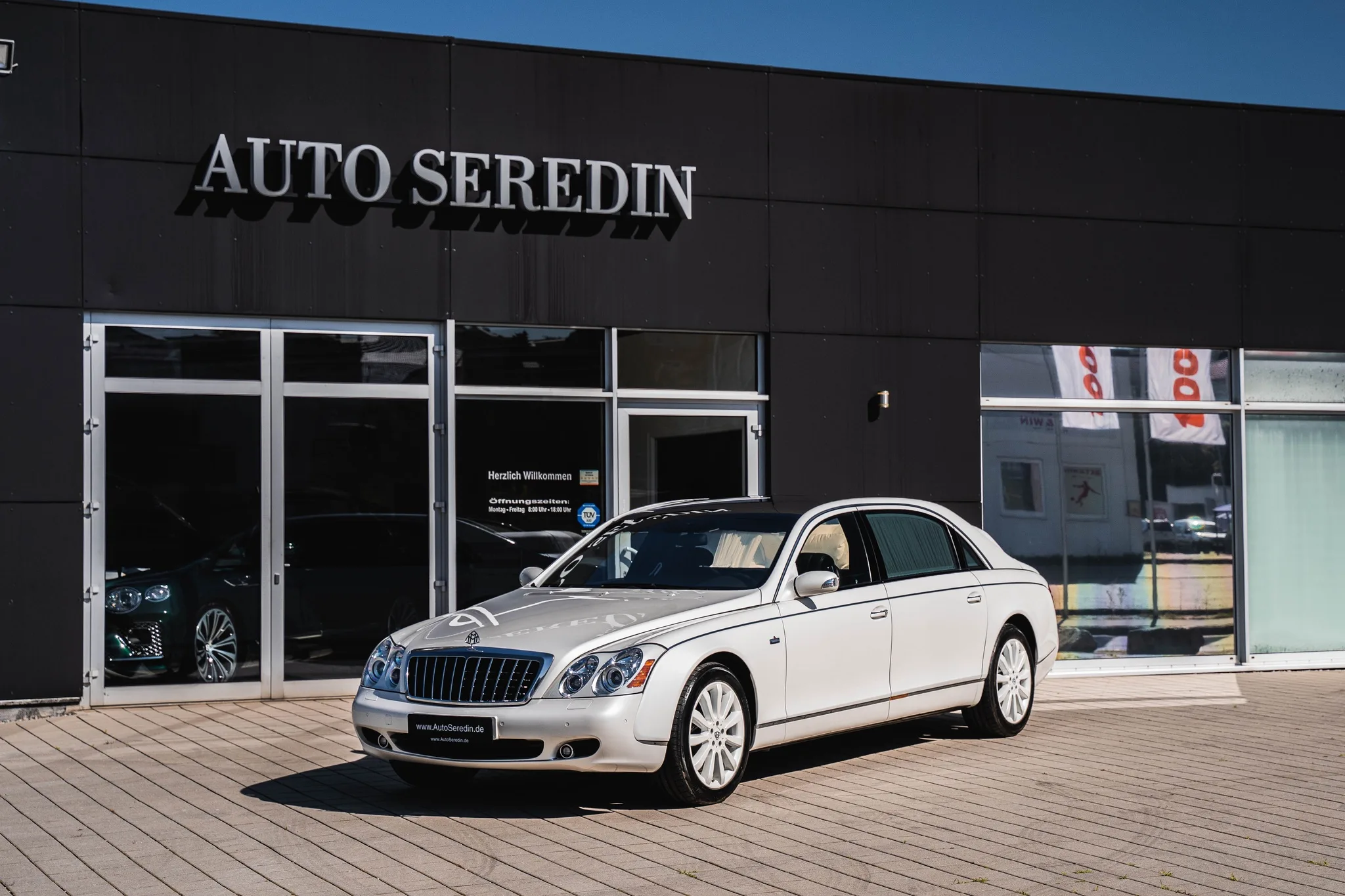 2012 Maybach 62 S Landaulet offered by a specialist dealer in Hechingen, Germany, main photo