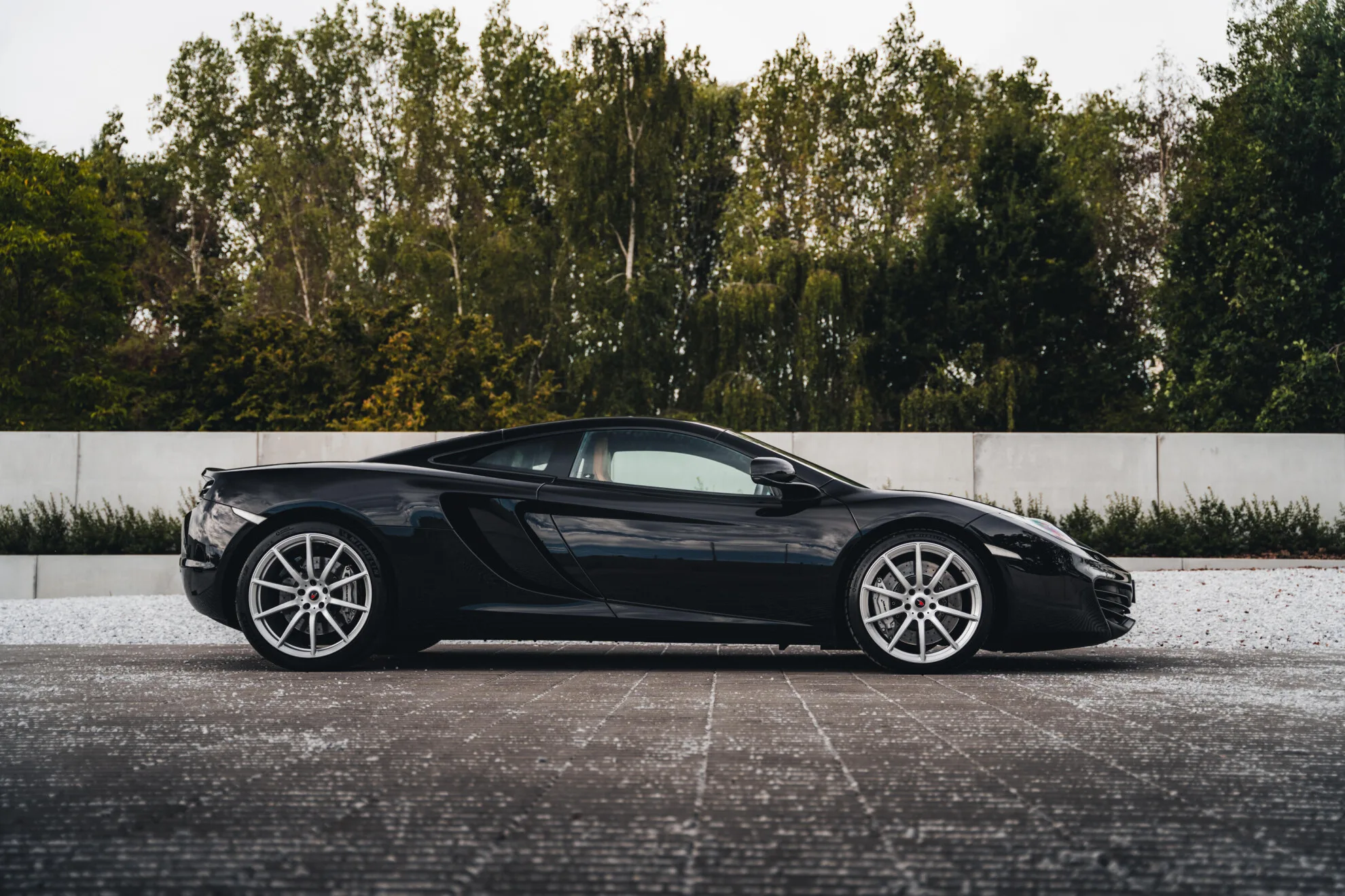 2012 McLaren MP4-12C, 6/30