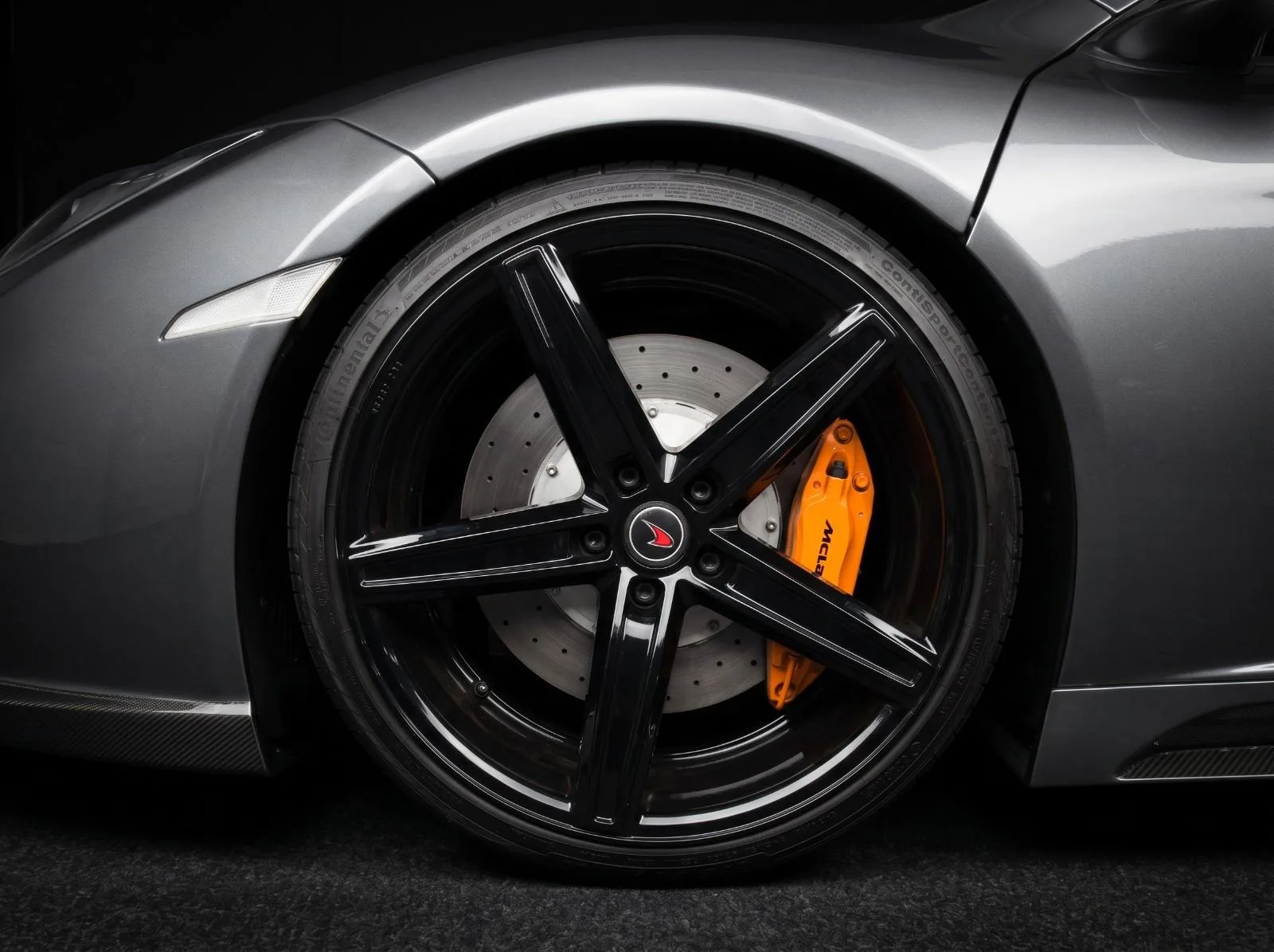 2012 McLaren MP4-12C Carbon conversion, 7/15