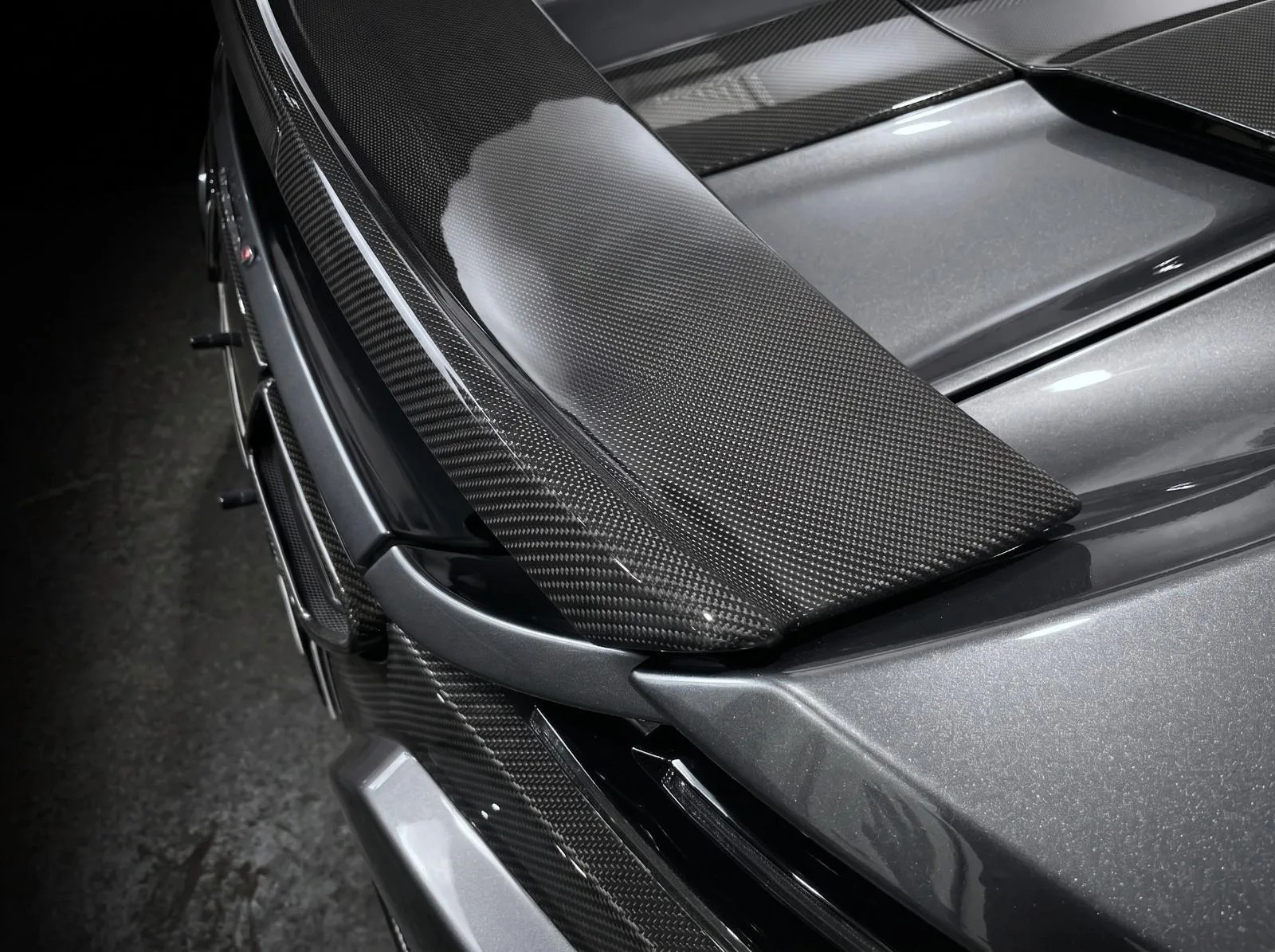 2012 McLaren MP4-12C Carbon conversion, 8/15