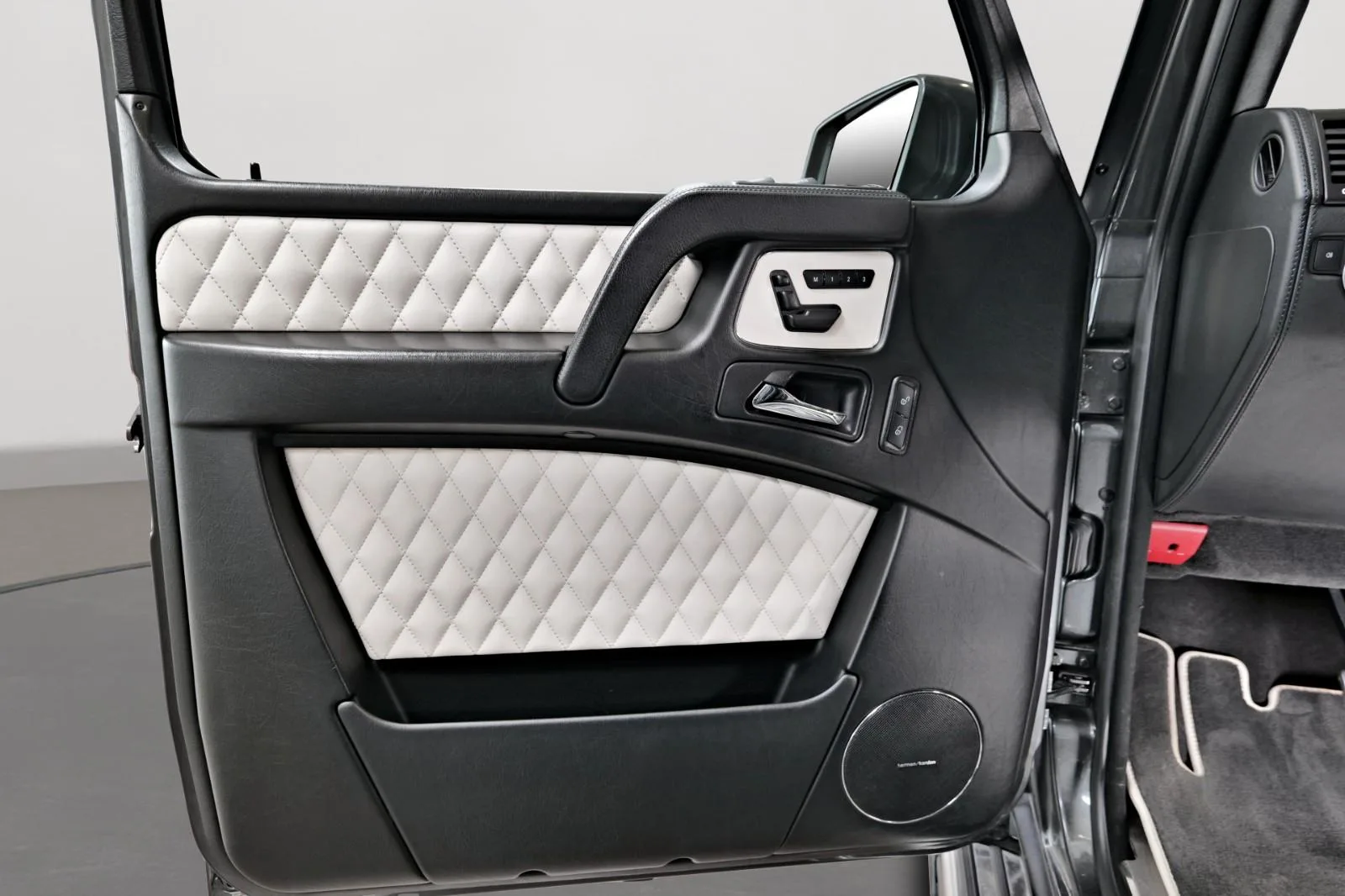 2012 Mercedes-AMG G 65, 9/23