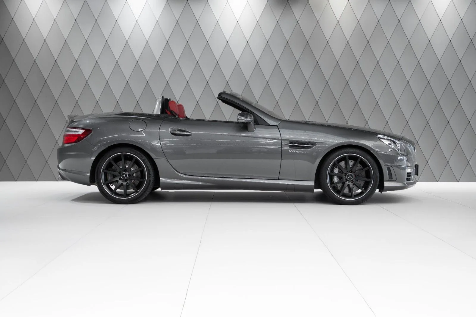 2012 Mercedes-AMG SLK 55 proposta da un concessionario specializzato a Schenefeld, Germania, foto principale