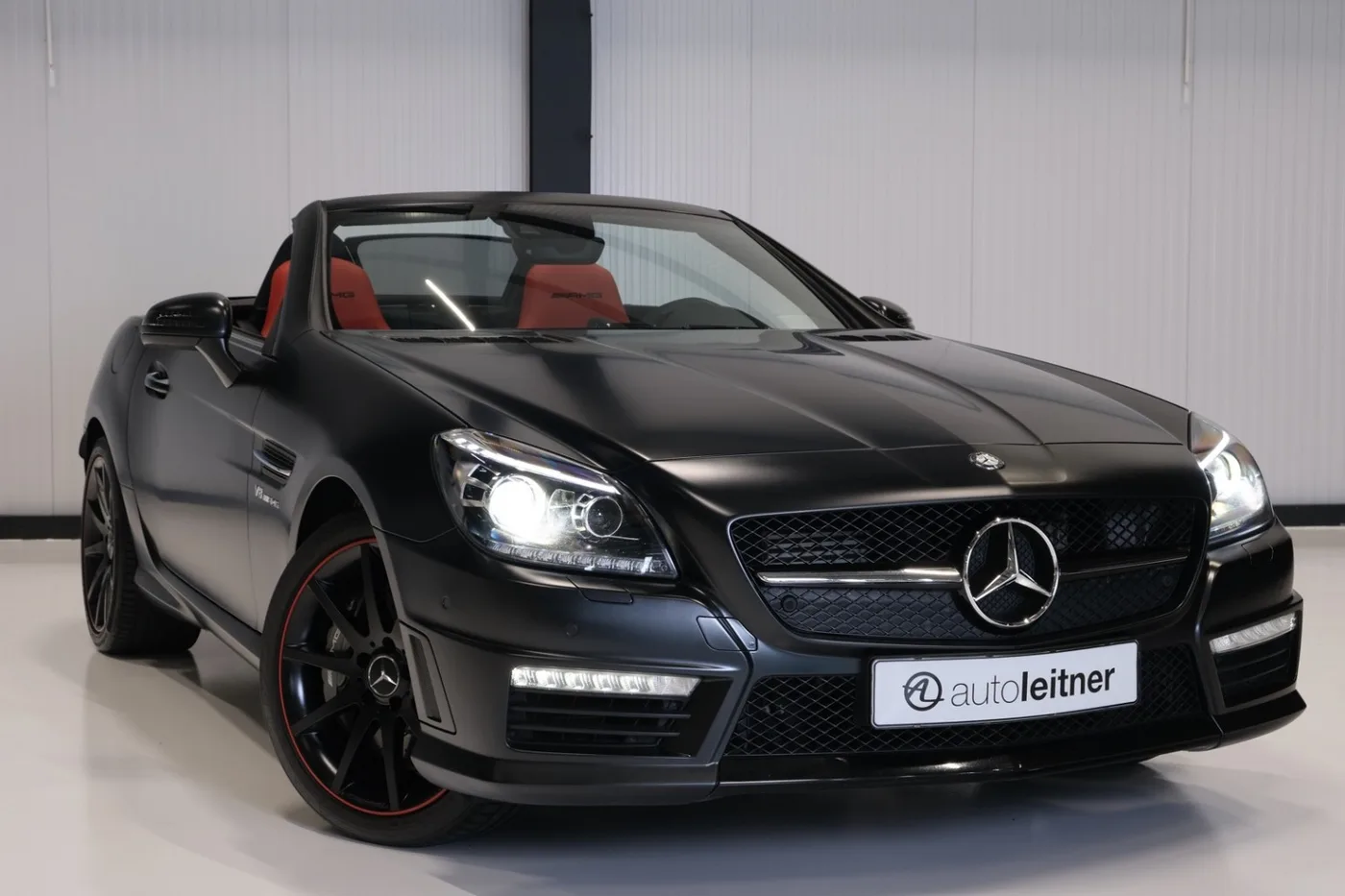 2012 Mercedes-AMG SLK 55 Performance Studio angeboten von einem Oldtimerhändler in Alkmaar, Niederlande, Foto 5 von 15
