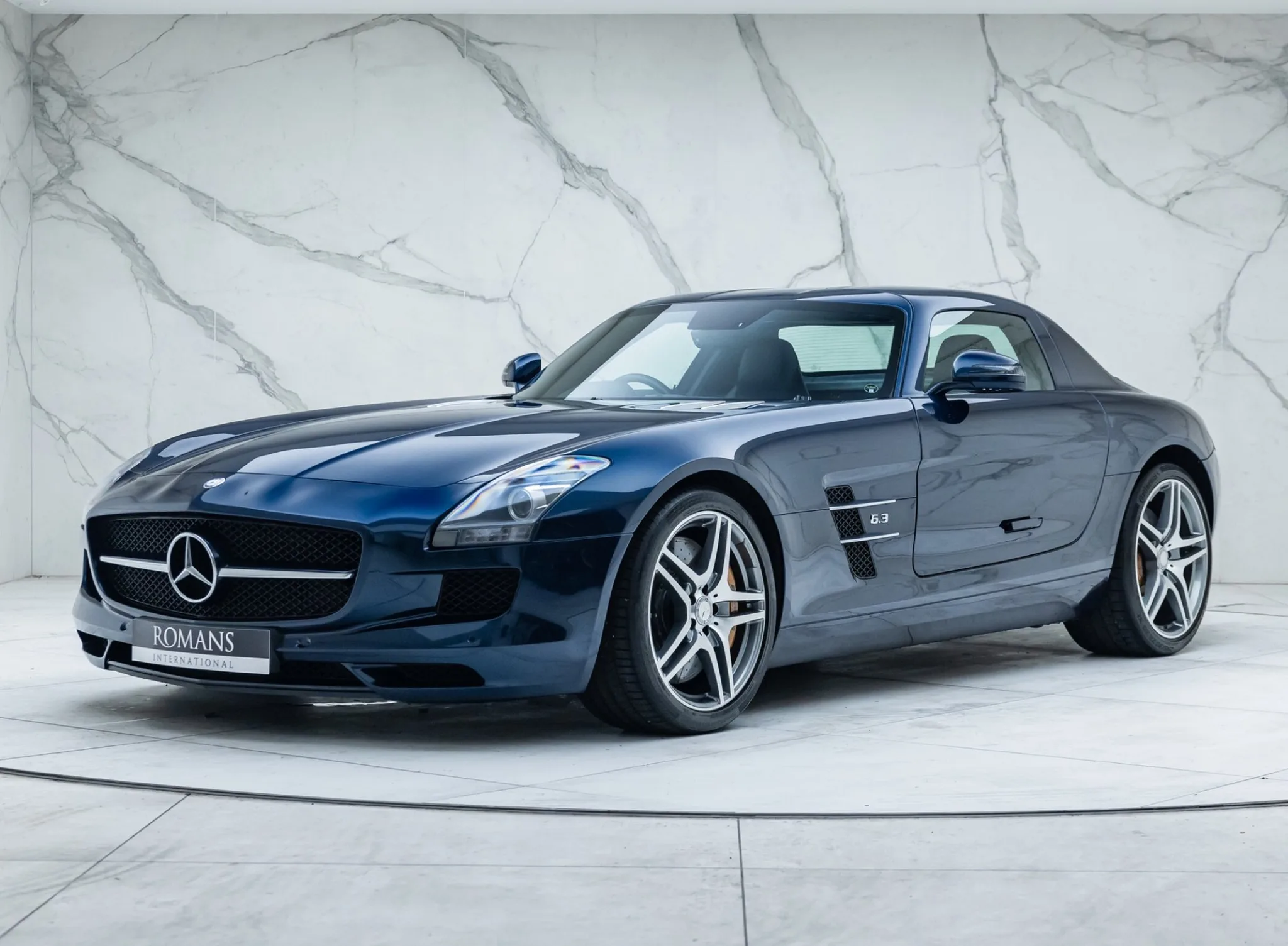2012 Mercedes-AMG SLS proposée par un concessionnaire spécialisé à Banstead, Royaume-Uni, photo principale