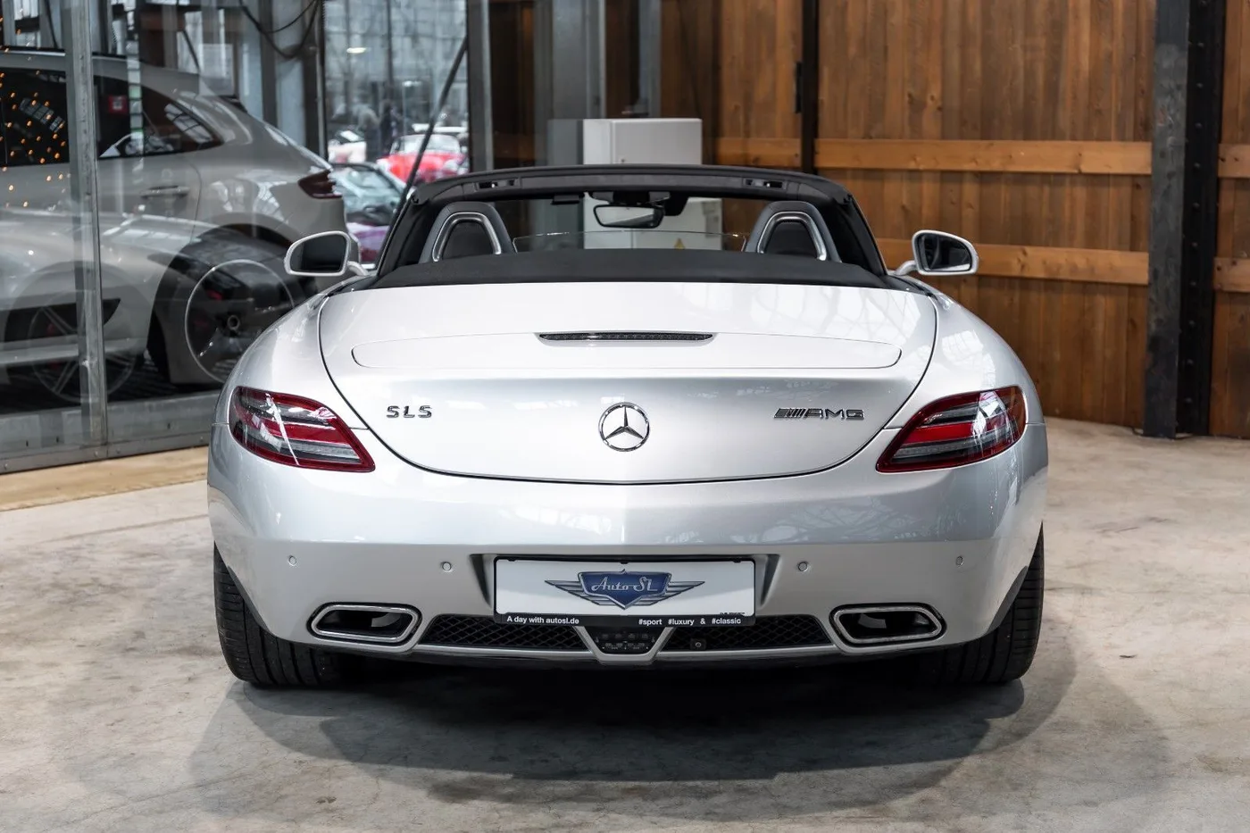 2012 Mercedes-AMG SLS Roadster angeboten von einem Fachhändler in Neuss, Deutschland, Foto 4 von 10