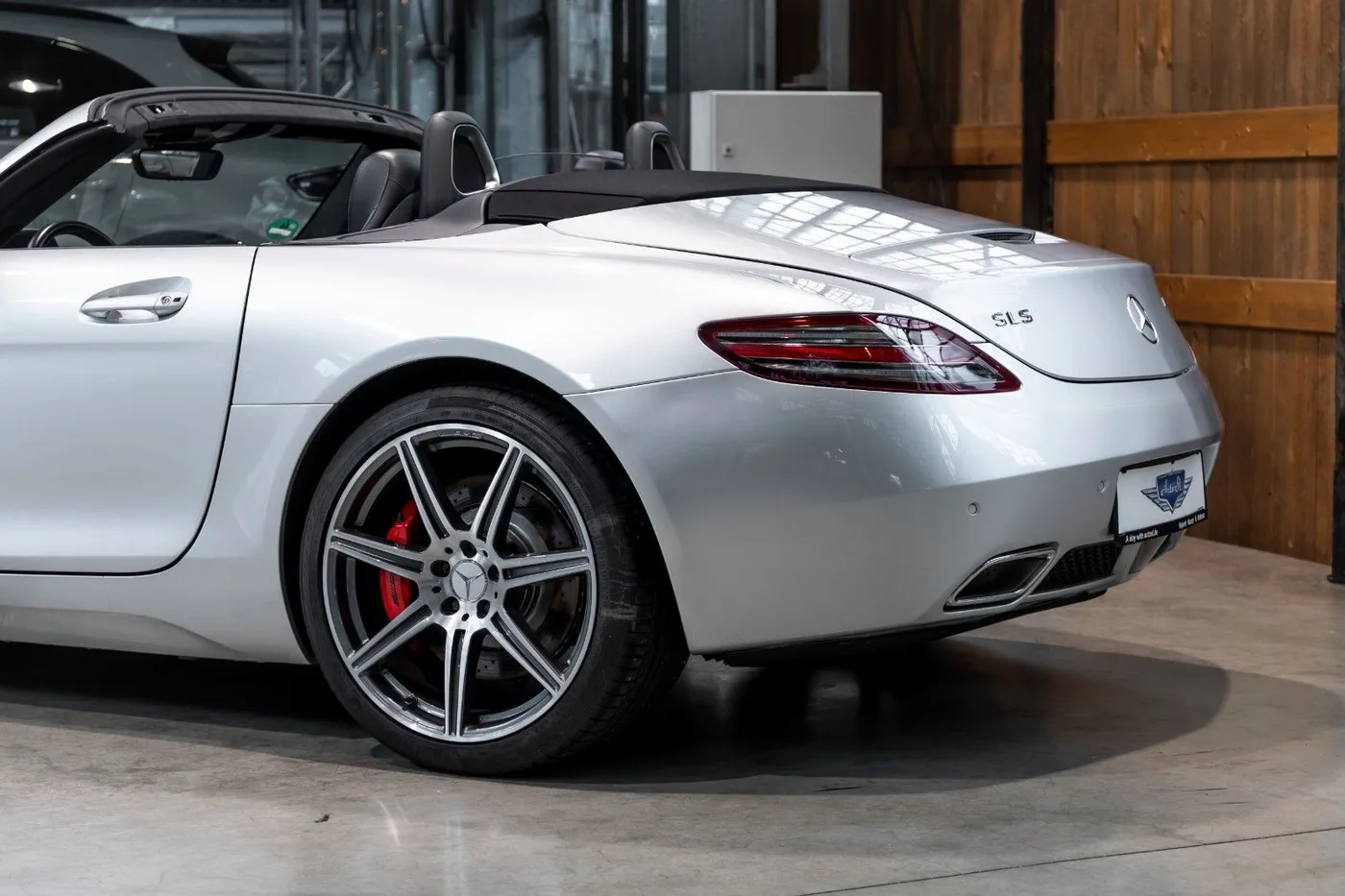 2012 Mercedes-AMG SLS Roadster angeboten von einem Fachhändler in Neuss, Deutschland, Foto 7 von 10