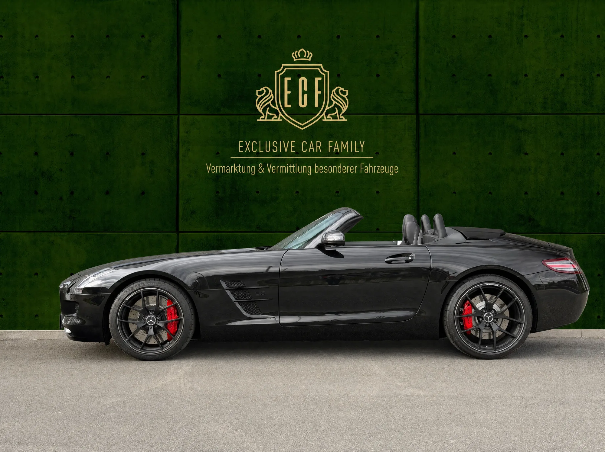 2012 Mercedes-AMG SLS Roadster offered by a broker in Hessisch Oldendorf, Germany, main photo