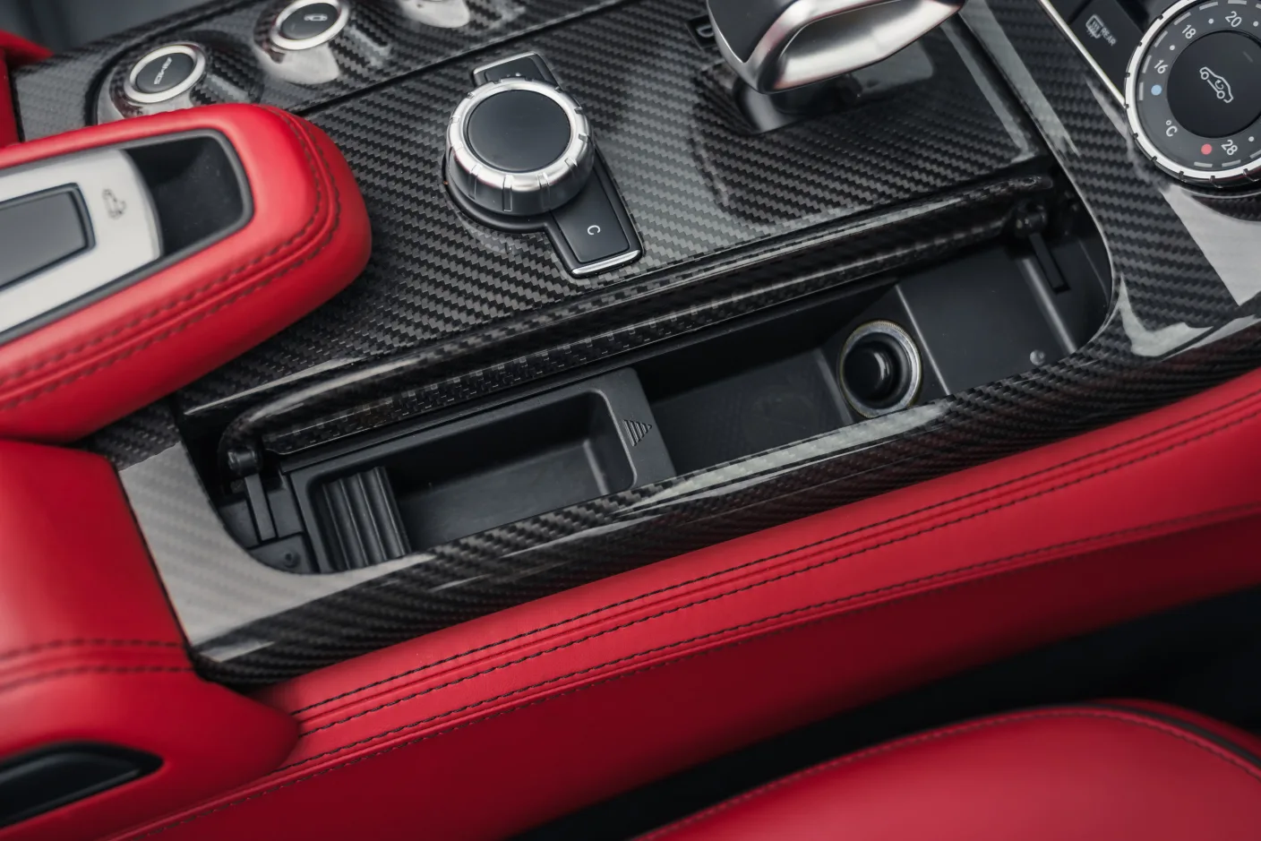 2012 Mercedes-AMG SLS Roadster, 23/30