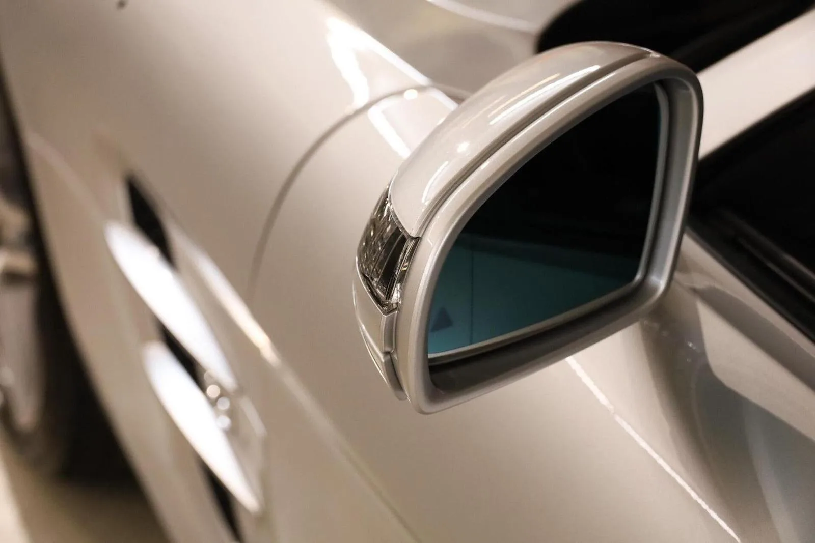 2012 Mercedes-AMG SLS Roadster, 19/30