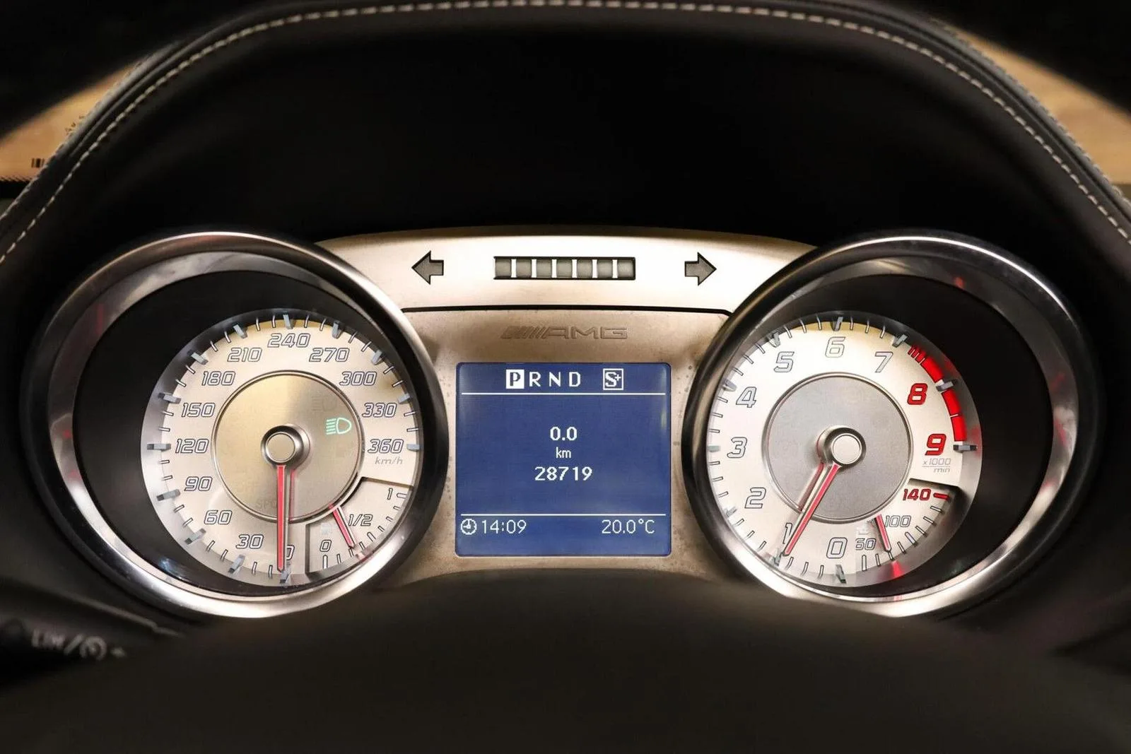 2012 Mercedes-AMG SLS Roadster, 21/30