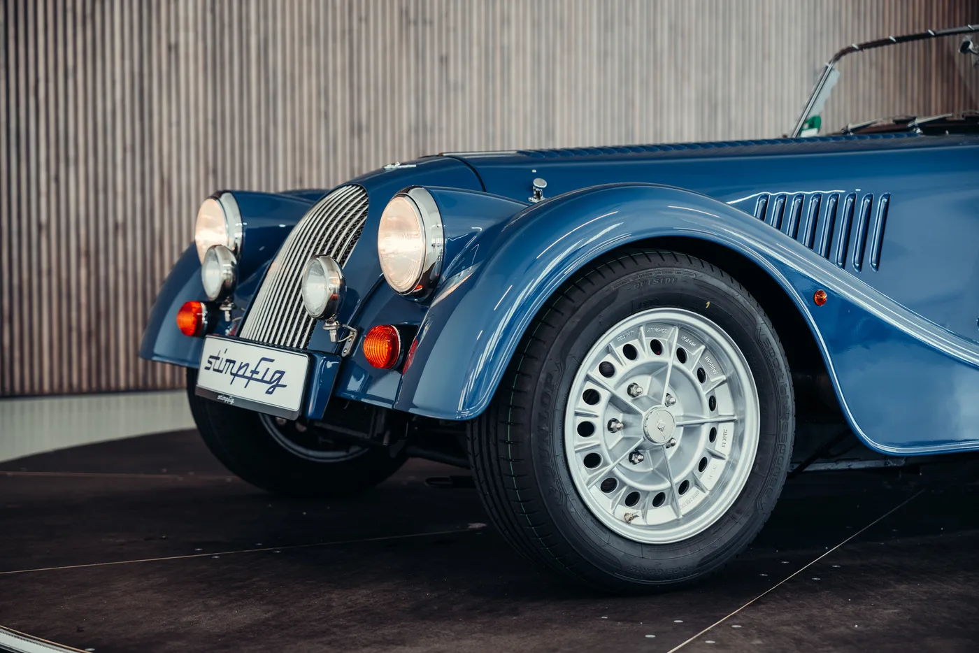 2012 Morgan Roadster proposée par un spécialiste de la voiture de collection à Stuttgart, Allemagne, photo 16 sur 25