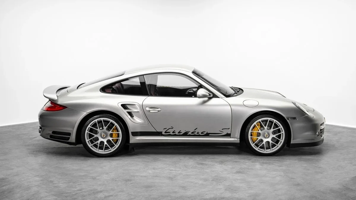 2012 Porsche 911 Turbo S angeboten von einem Fachhändler in Dubai, Vereinigte Arabische Emirate, Foto 5 von 25