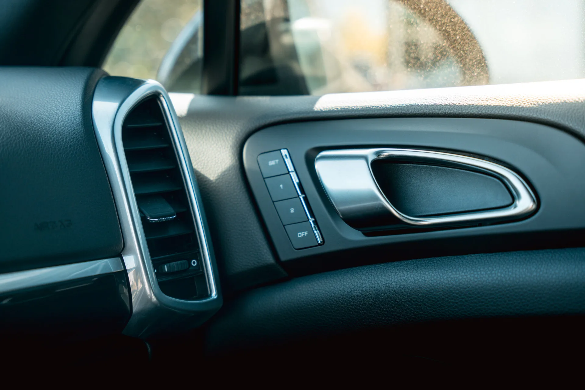 2012 Porsche Cayenne S Hybrid, 17/30
