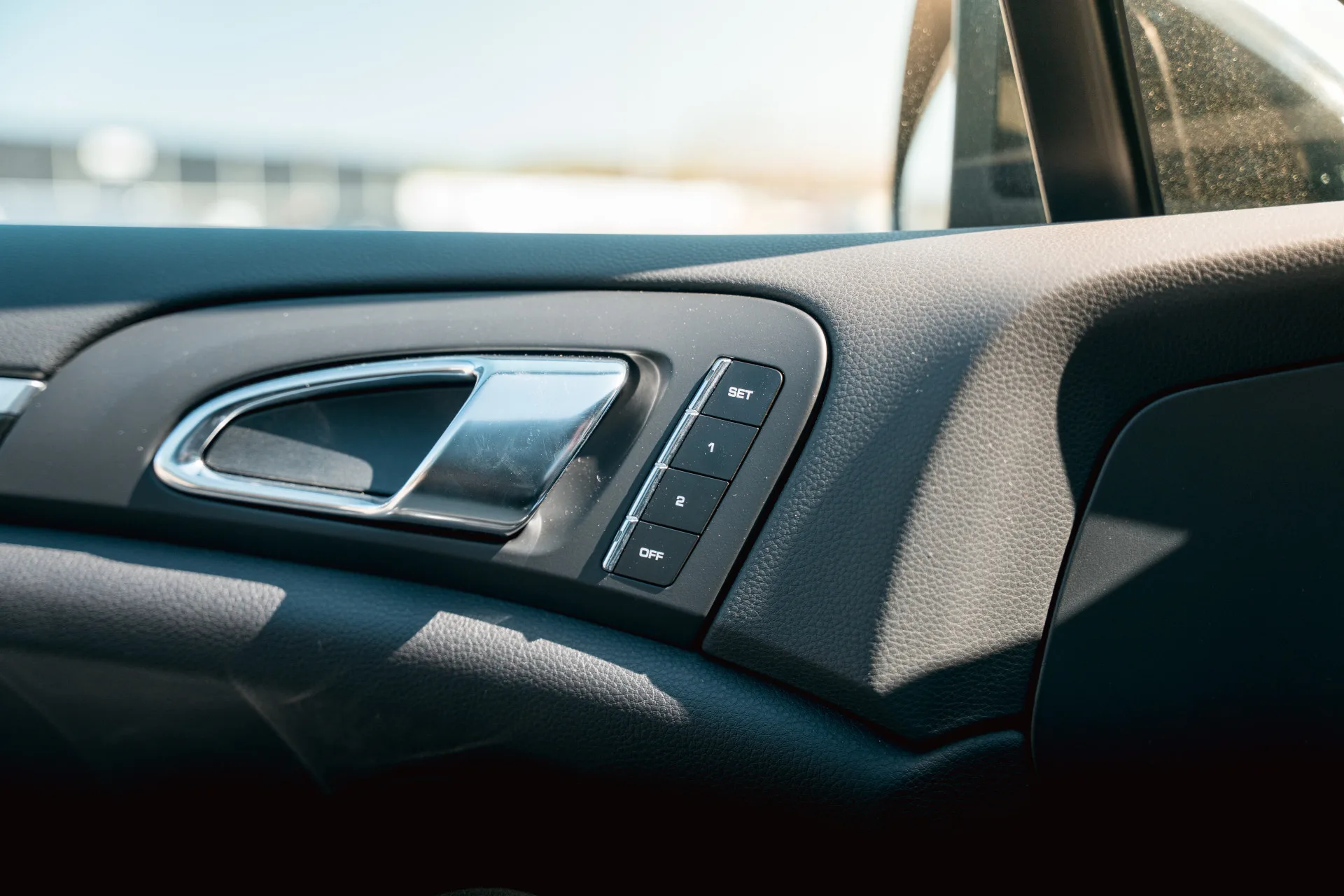 2012 Porsche Cayenne S Hybrid, 19/30