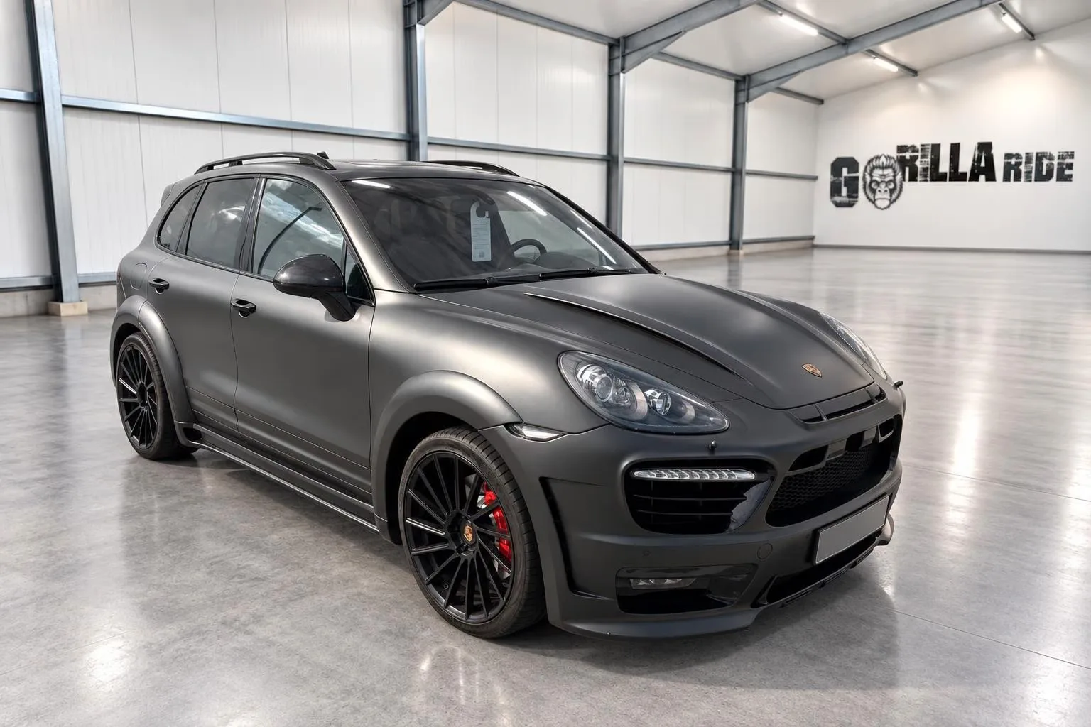 2012 Porsche Cayenne Turbo Prior Design angeboten von einem Fachhändler in Bielefeld, Deutschland, Hauptfoto