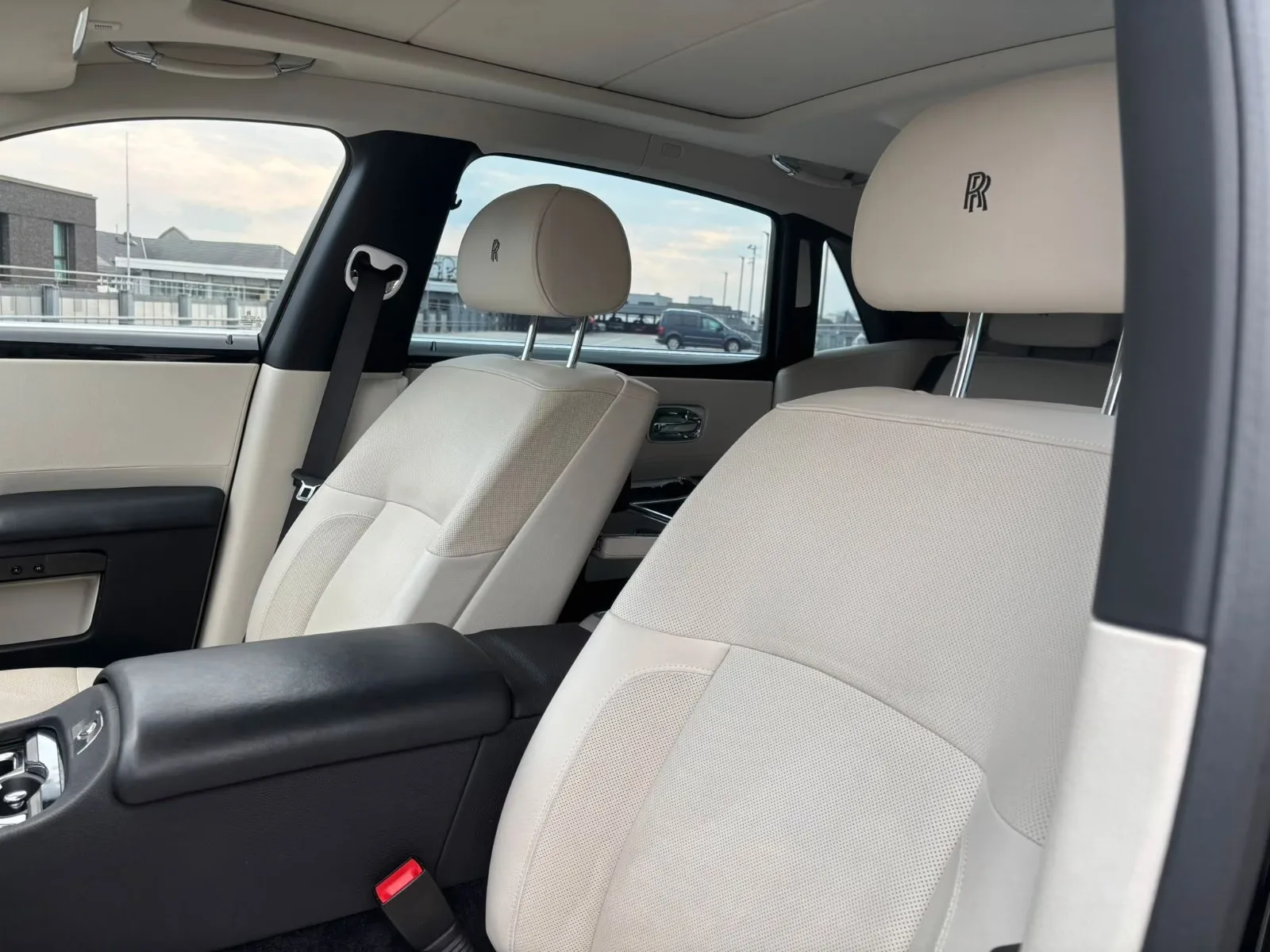 2012 Rolls-Royce Ghost Extended, 10/30