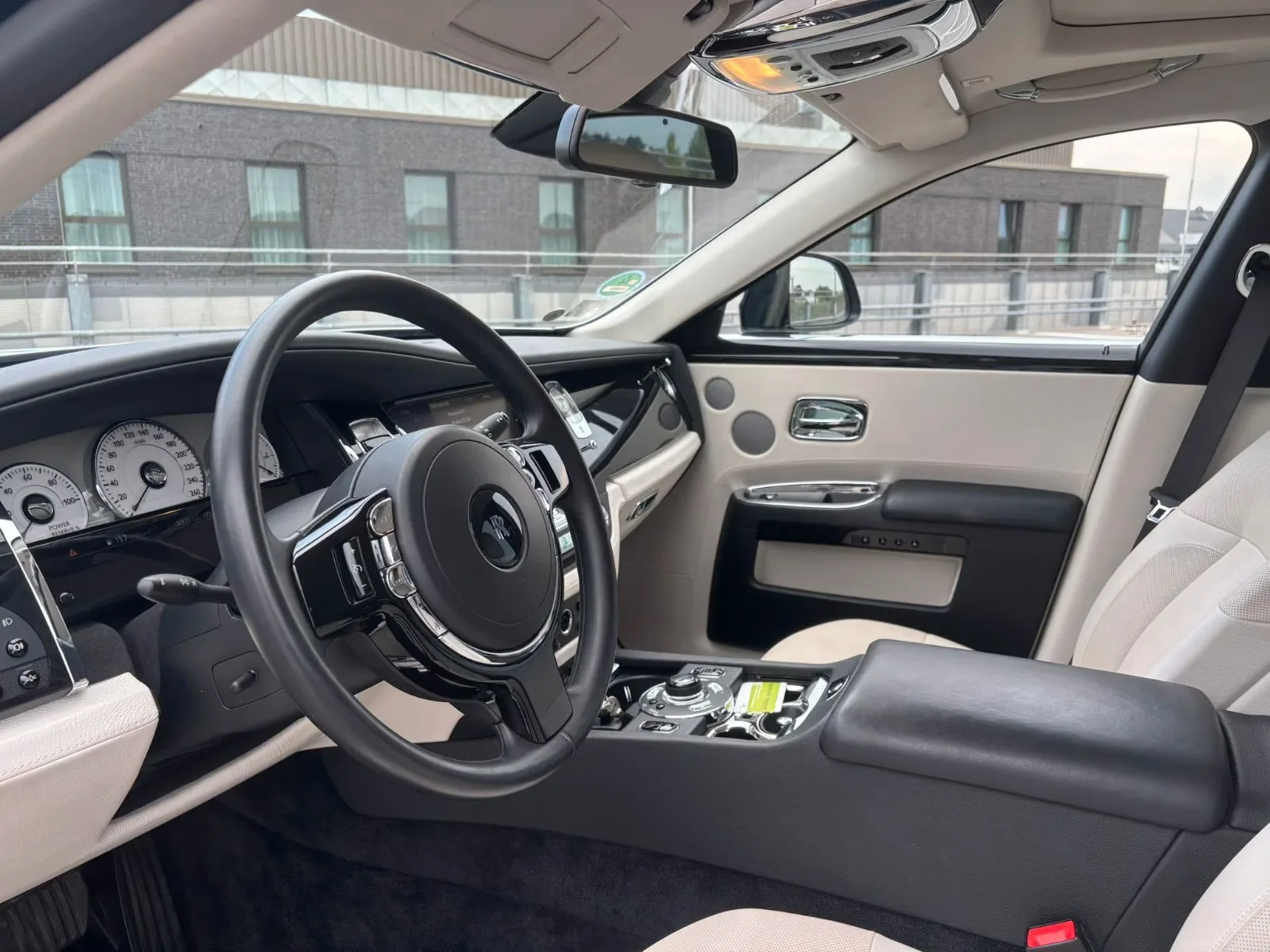 2012 Rolls-Royce Ghost Extended, 12/30