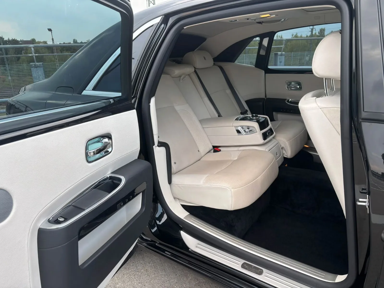 2012 Rolls-Royce Ghost Extended, 21/30