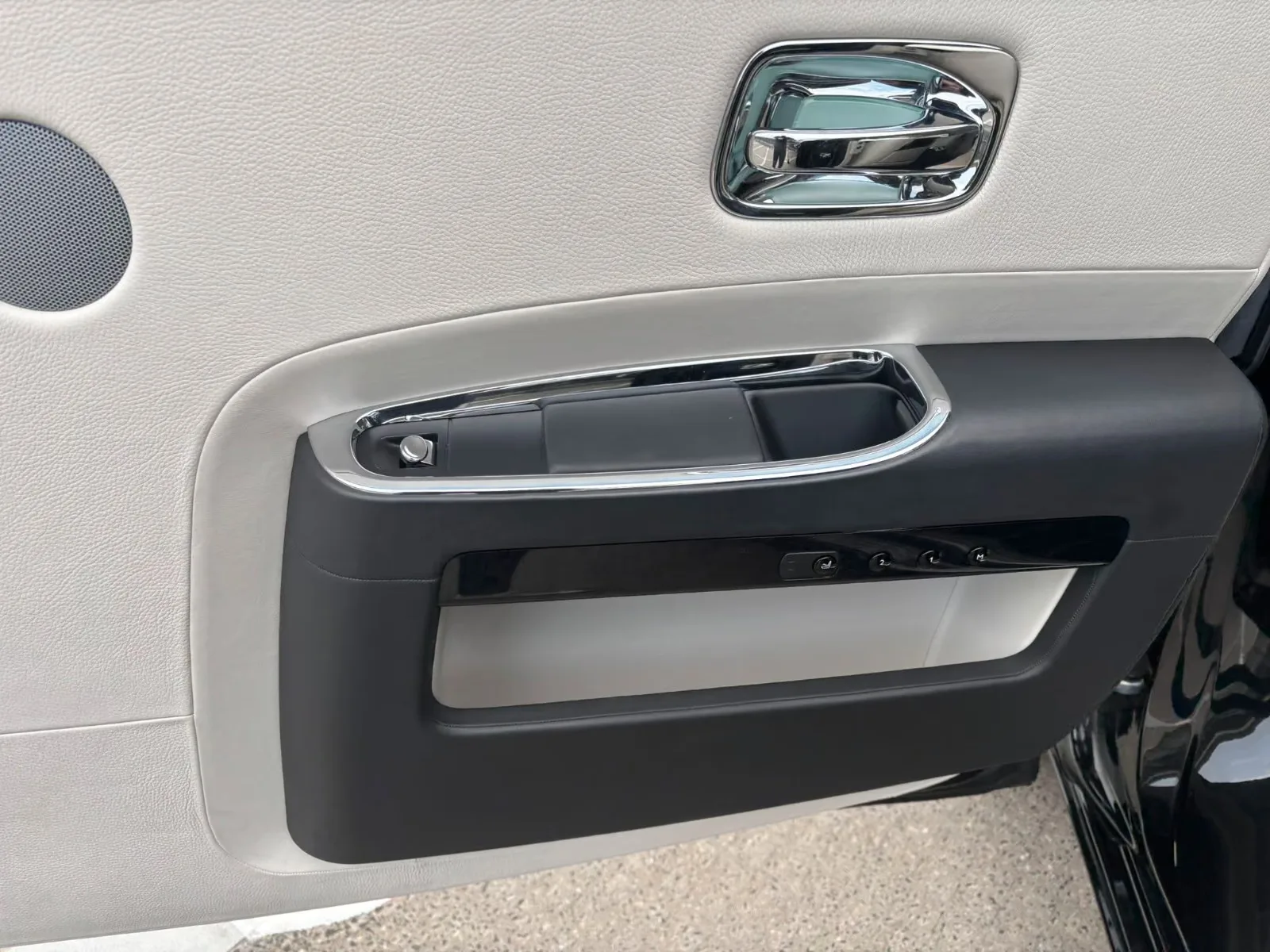 2012 Rolls-Royce Ghost Extended, 22/30