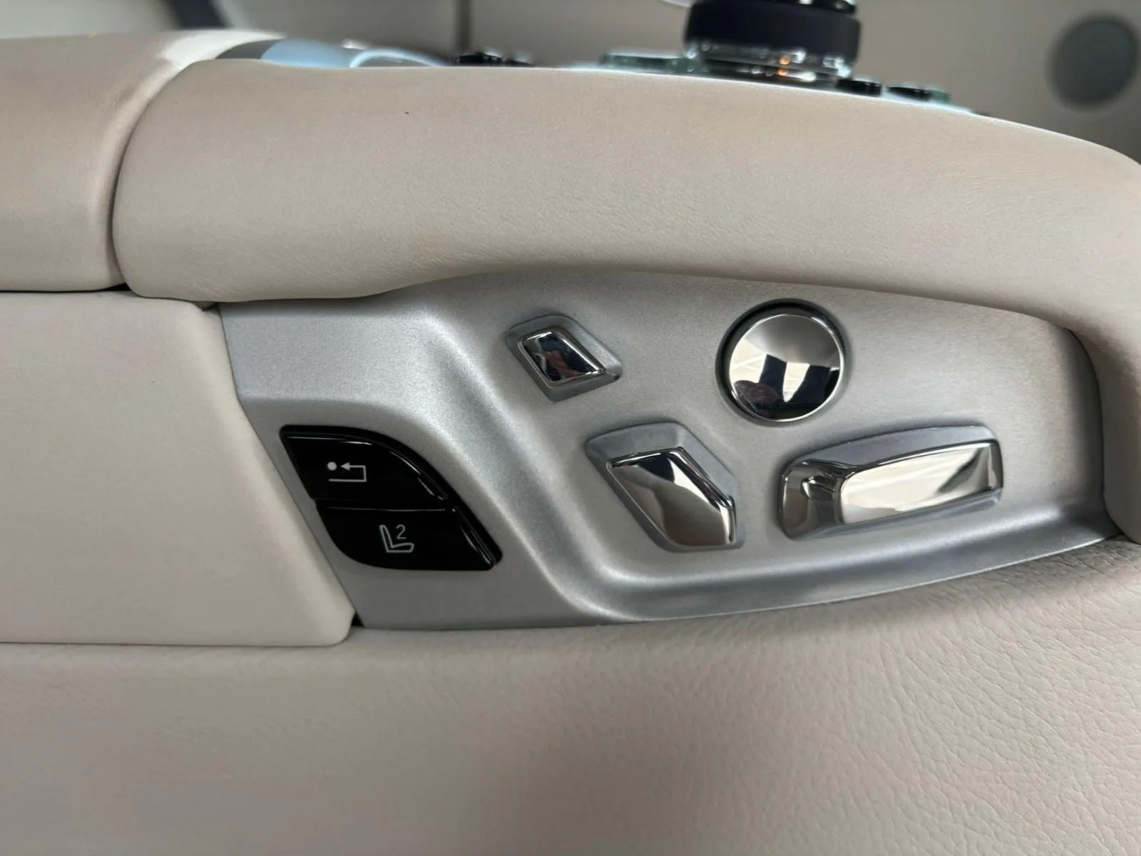 2012 Rolls-Royce Ghost Extended, 25/30