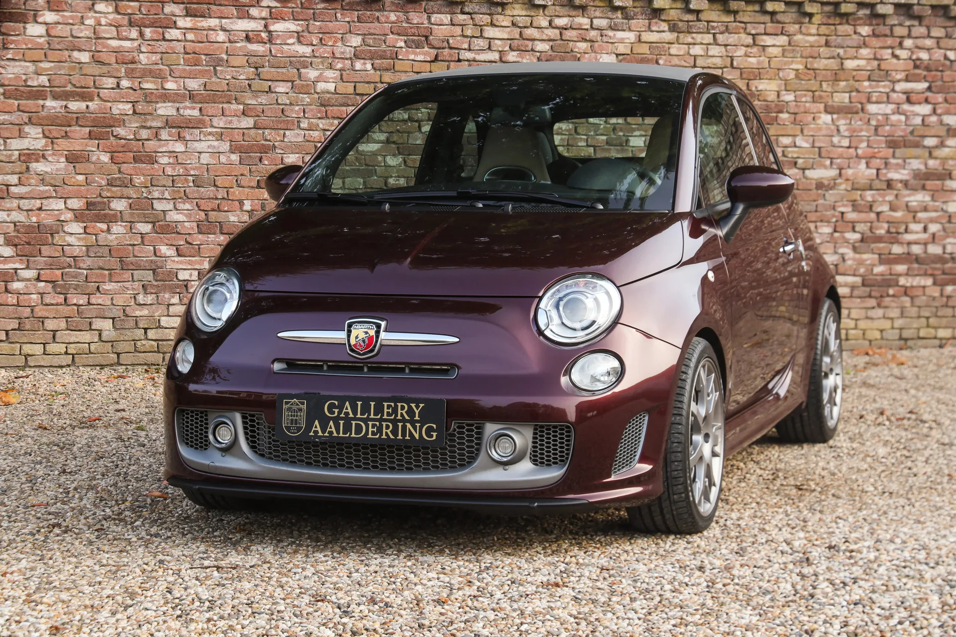 2013 Abarth 695 Edizione Maserati, 8/30
