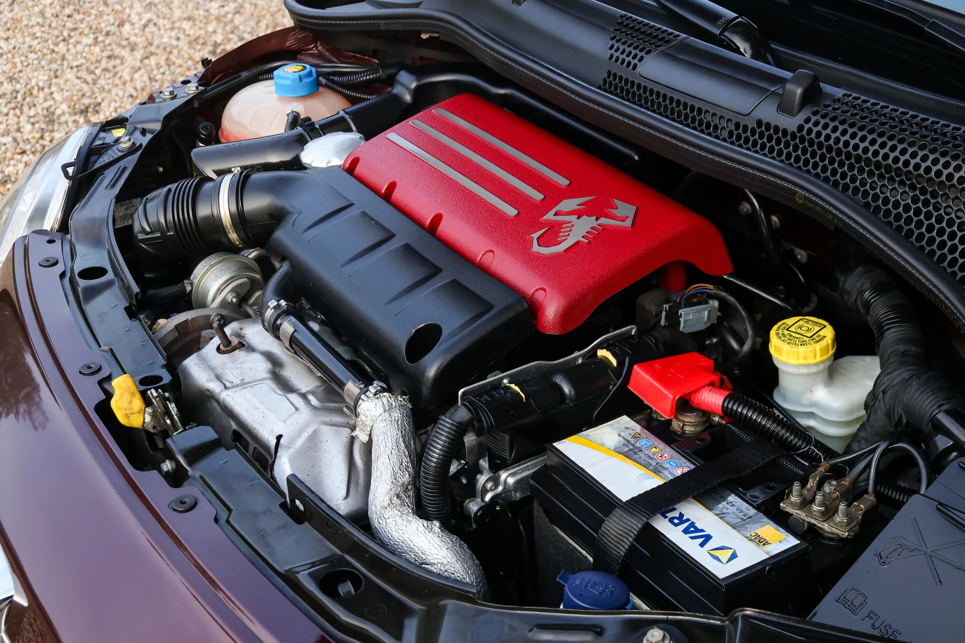 2013 Abarth 695 Edizione Maserati, 10/30