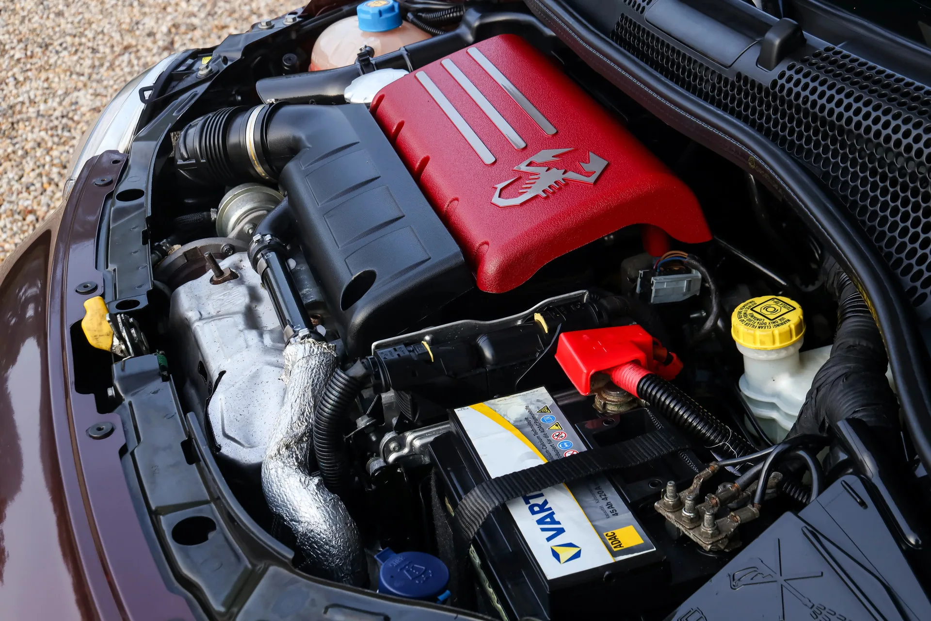2013 Abarth 695 Edizione Maserati, 19/30