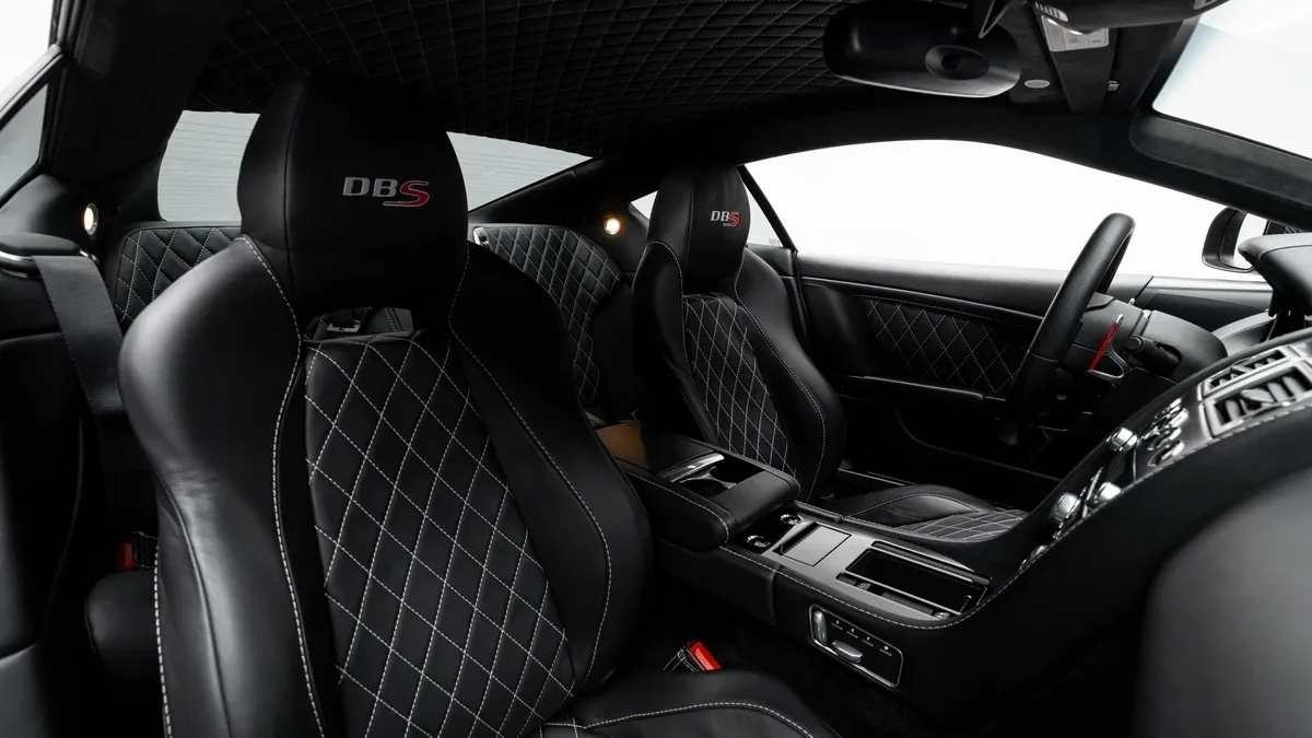 2013 Aston Martin DBS 770 Ultimate proposée par un concessionnaire spécialisé à Dubai, Émirats arabes unis, photo 20 sur 25