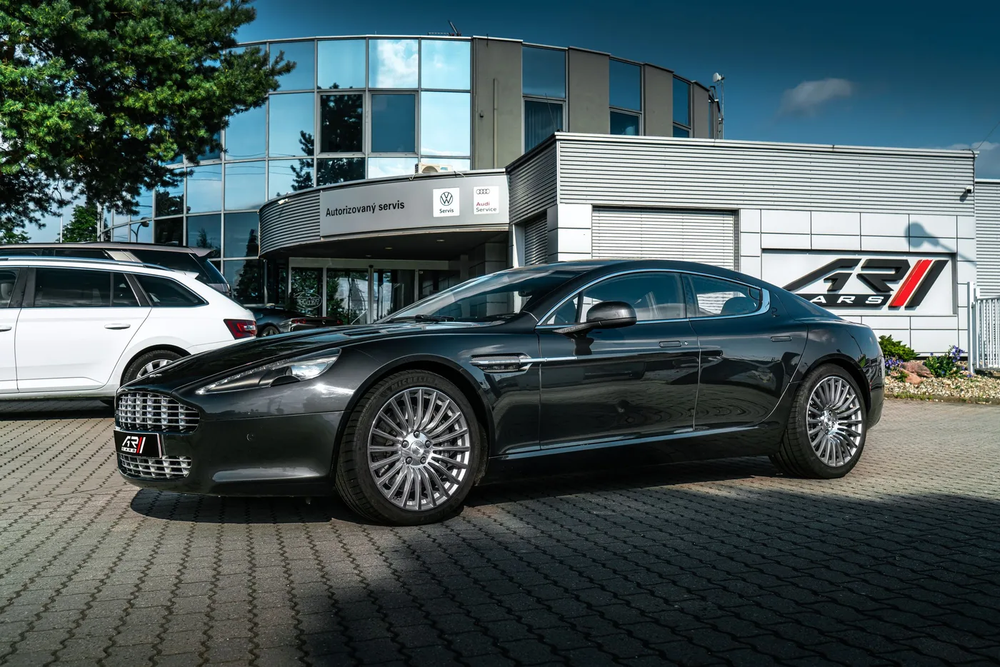 2013 Aston Martin Rapide offered by a specialist dealer in Ostrava, Czechia, photo 25 of 25
