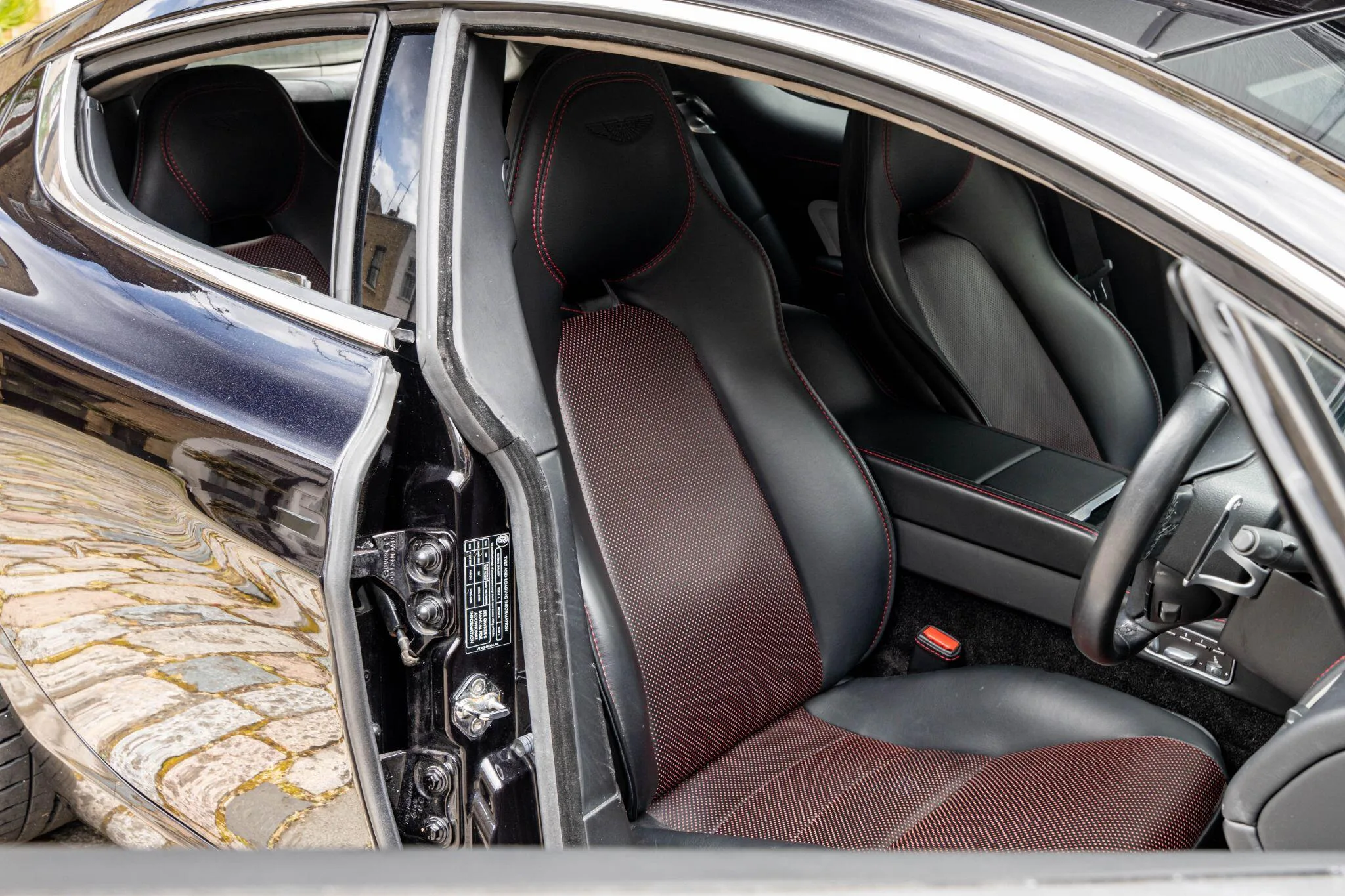 2013 Aston Martin Rapide S, 15/30