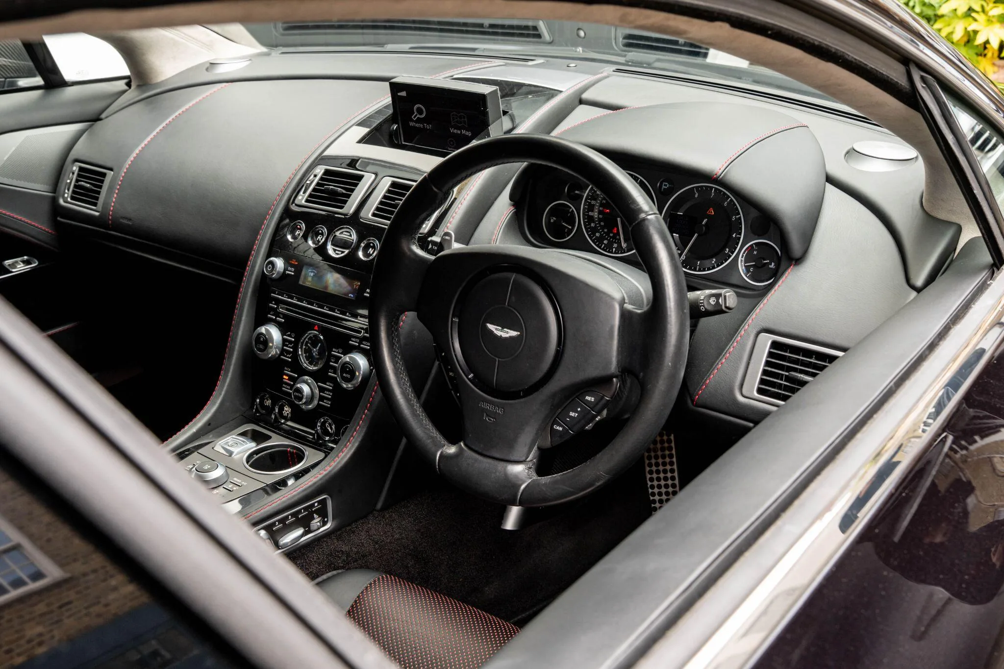 2013 Aston Martin Rapide S, 17/30