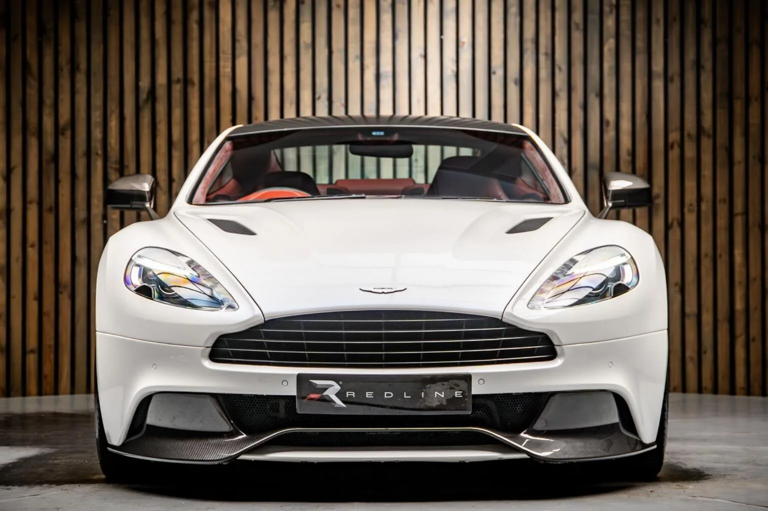 2013 Aston Martin Vanquish, 5/30