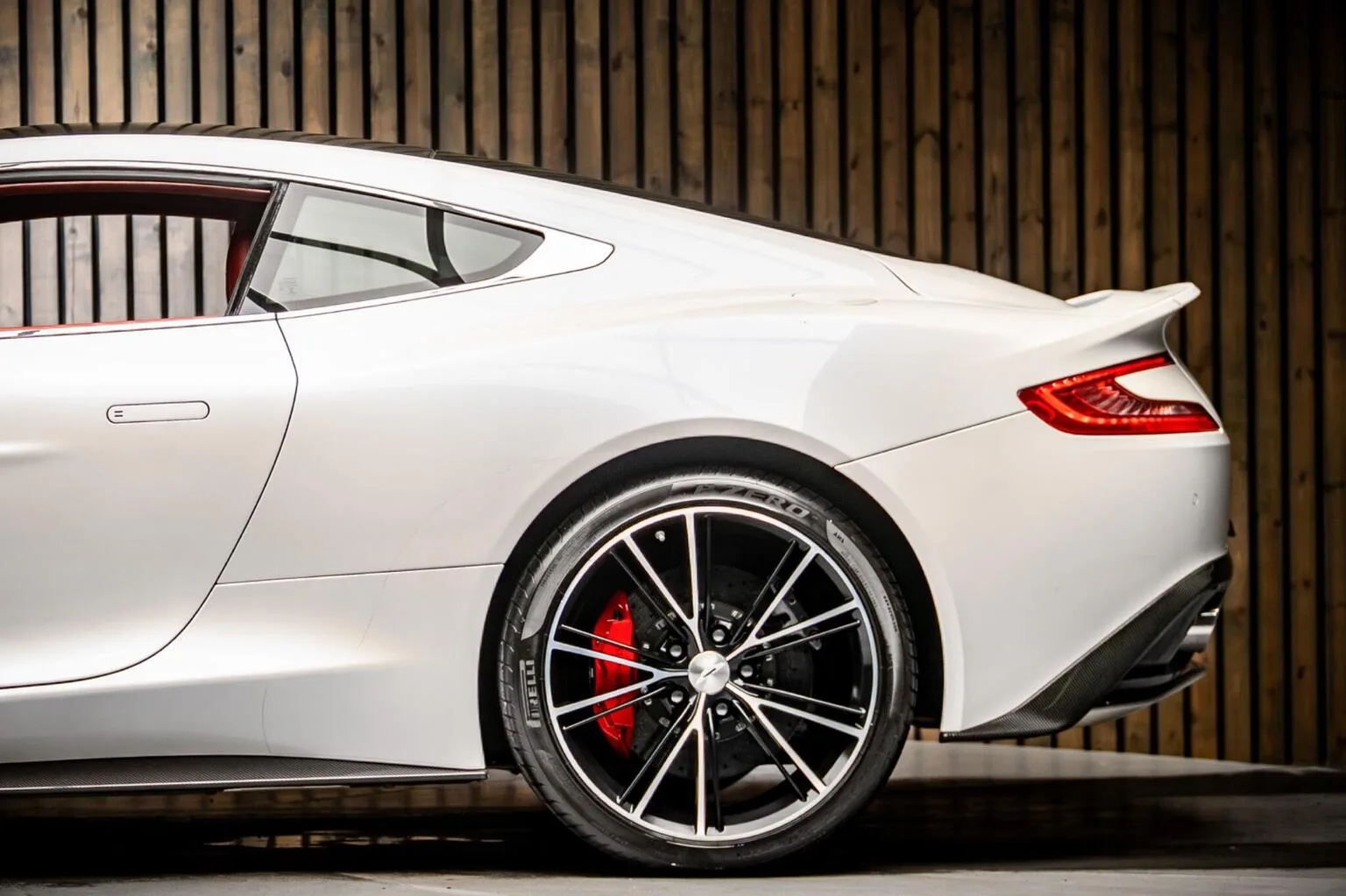 2013 Aston Martin Vanquish, 17/30