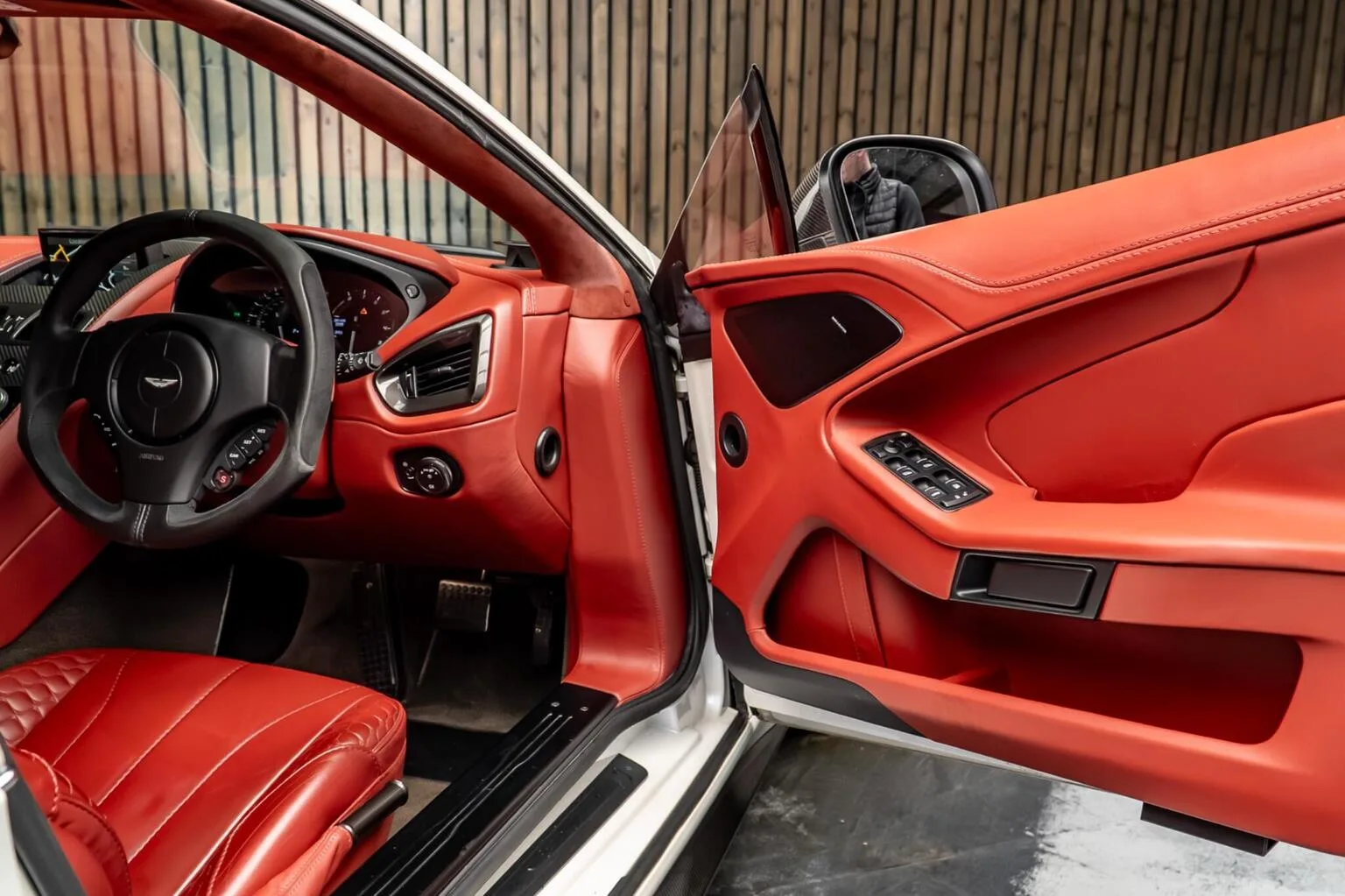 2013 Aston Martin Vanquish, 30/30