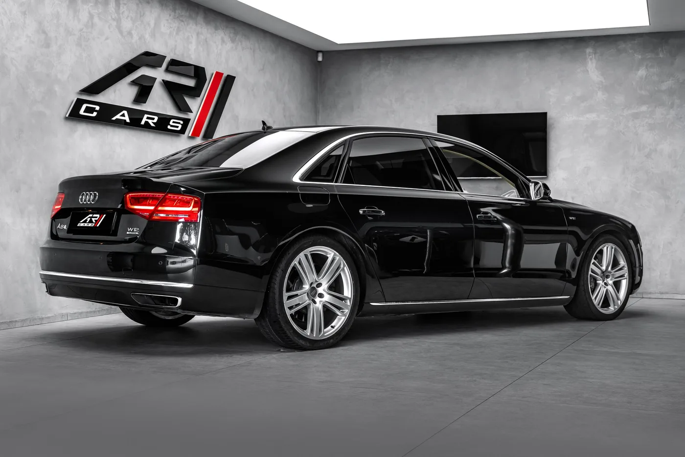 2013 Audi A8 6.3 W12 L Exclusive angeboten von einem Fachhändler in Ostrava, Tschechien, Foto 5 von 25