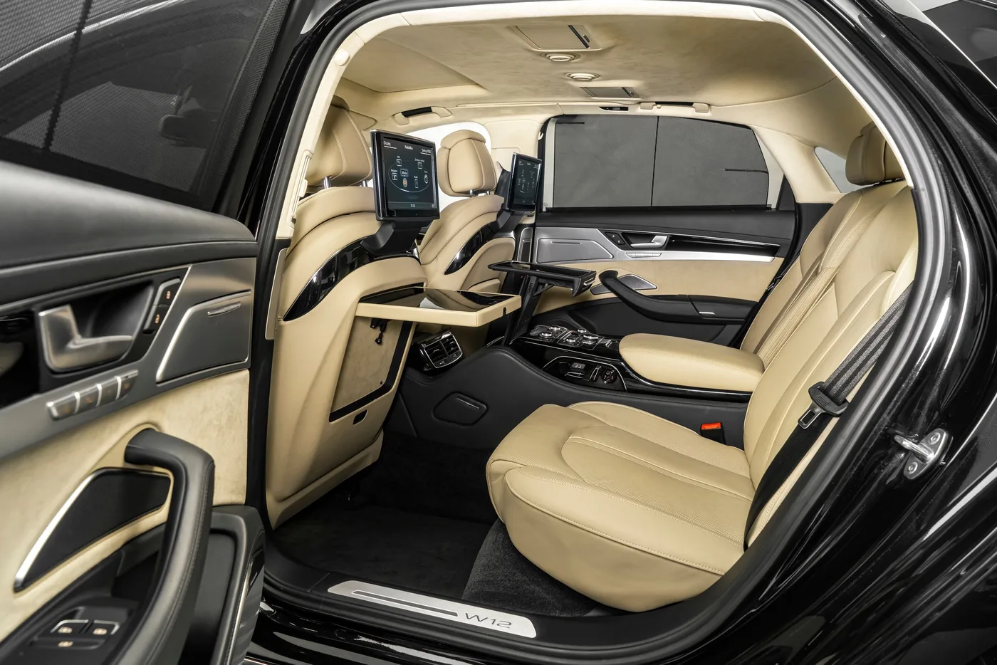 2013 Audi A8 6.3 W12 L Exclusive angeboten von einem Fachhändler in Ostrava, Tschechien, Foto 14 von 25