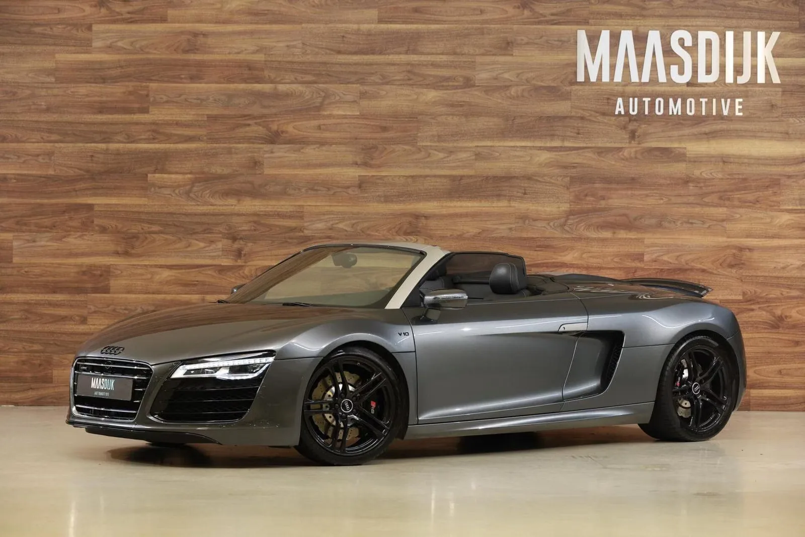 2013 Audi R8 Spyder V10 proposée par un concessionnaire spécialisé à Werkendam, Pays-Bas, photo principale
