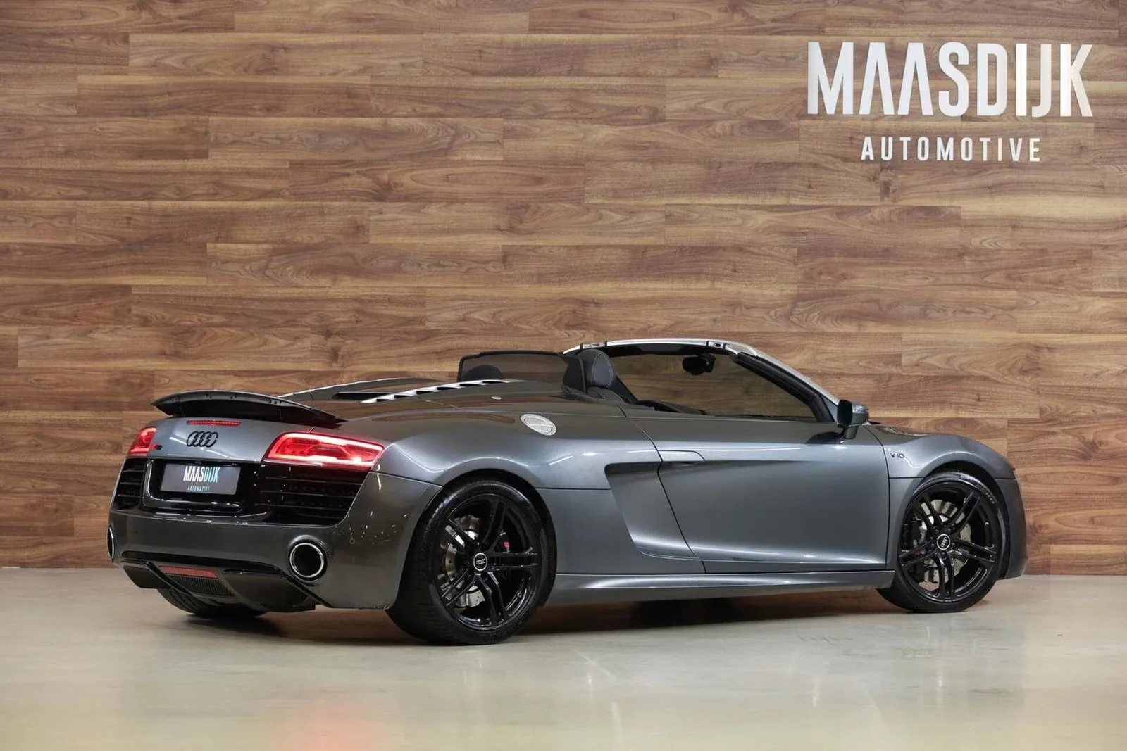 2013 Audi R8 Spyder V10, 8/30