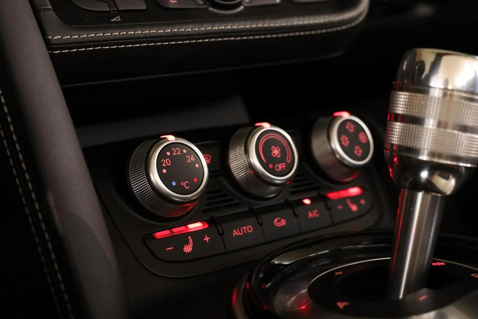 2013 Audi R8 Spyder V10, 28/30
