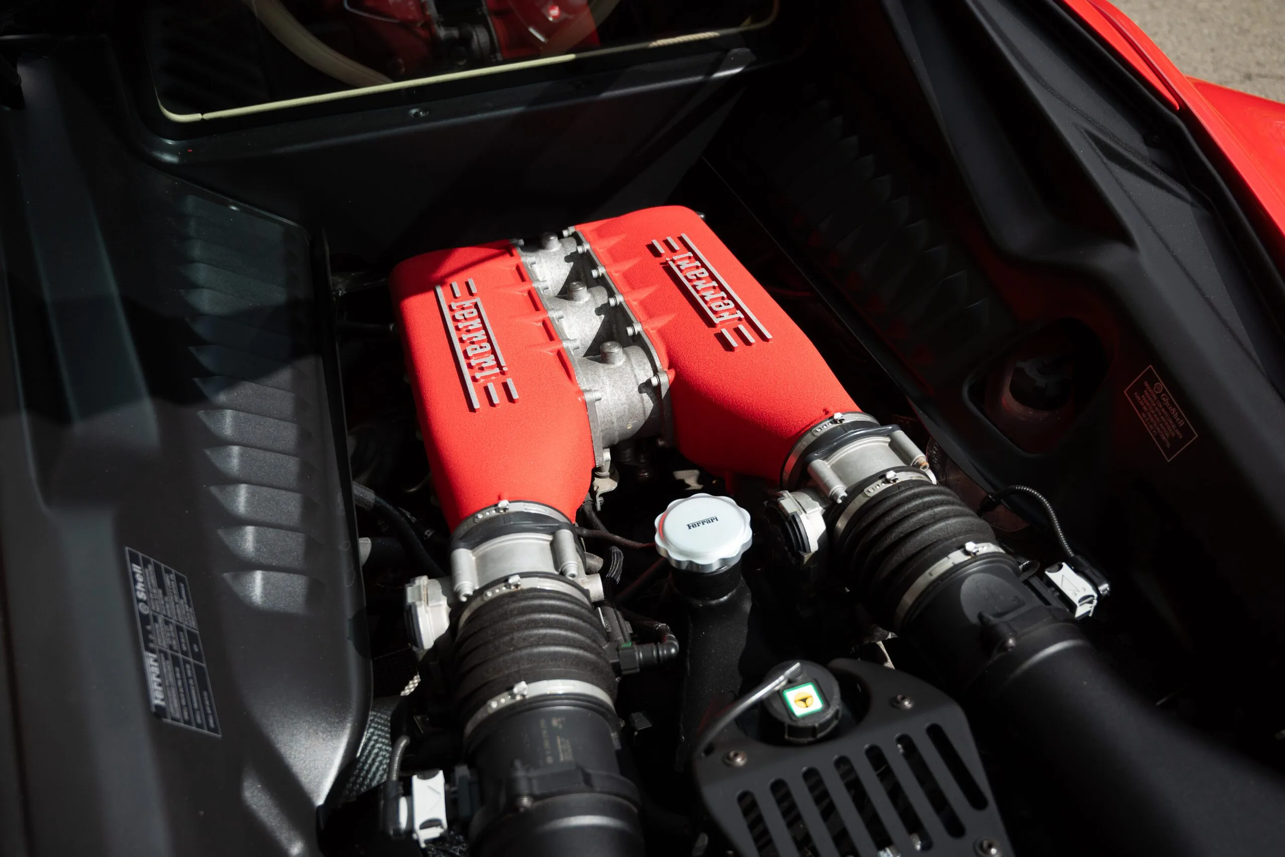 2013 Ferrari 458 Italia, 16/21