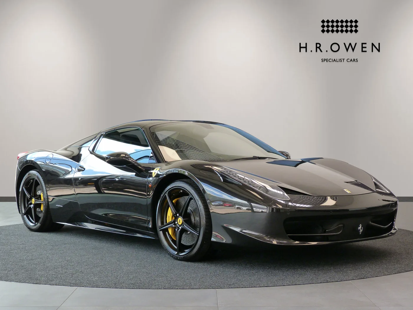 2013 Ferrari 458 Spider offered by a franchised dealer group in Cheltenham, United Kingdom, photo 11 of 25