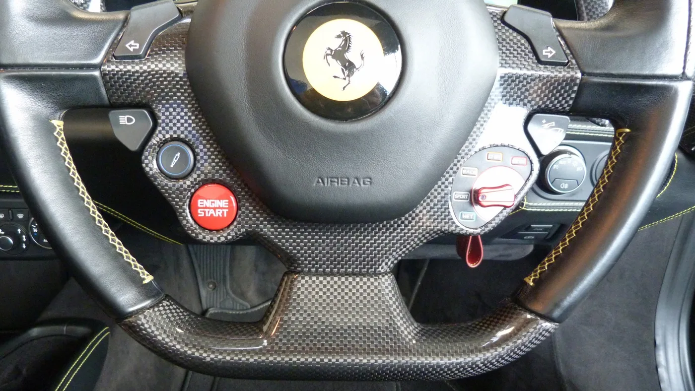 2013 Ferrari 458 Spider offered by a franchised dealer group in Cheltenham, United Kingdom, photo 22 of 25