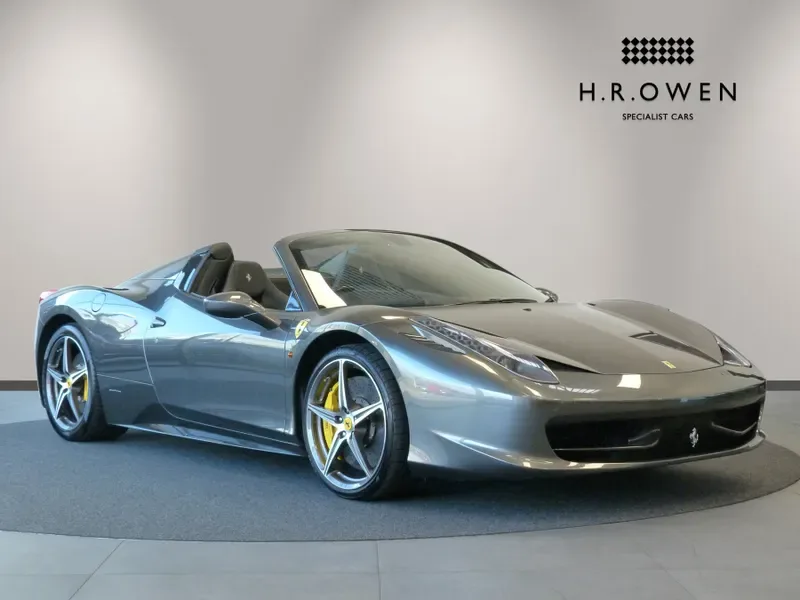 2013 Ferrari 458 Spider proposta da un concessionario specializzato a Cheltenham, Regno Unito, foto principale